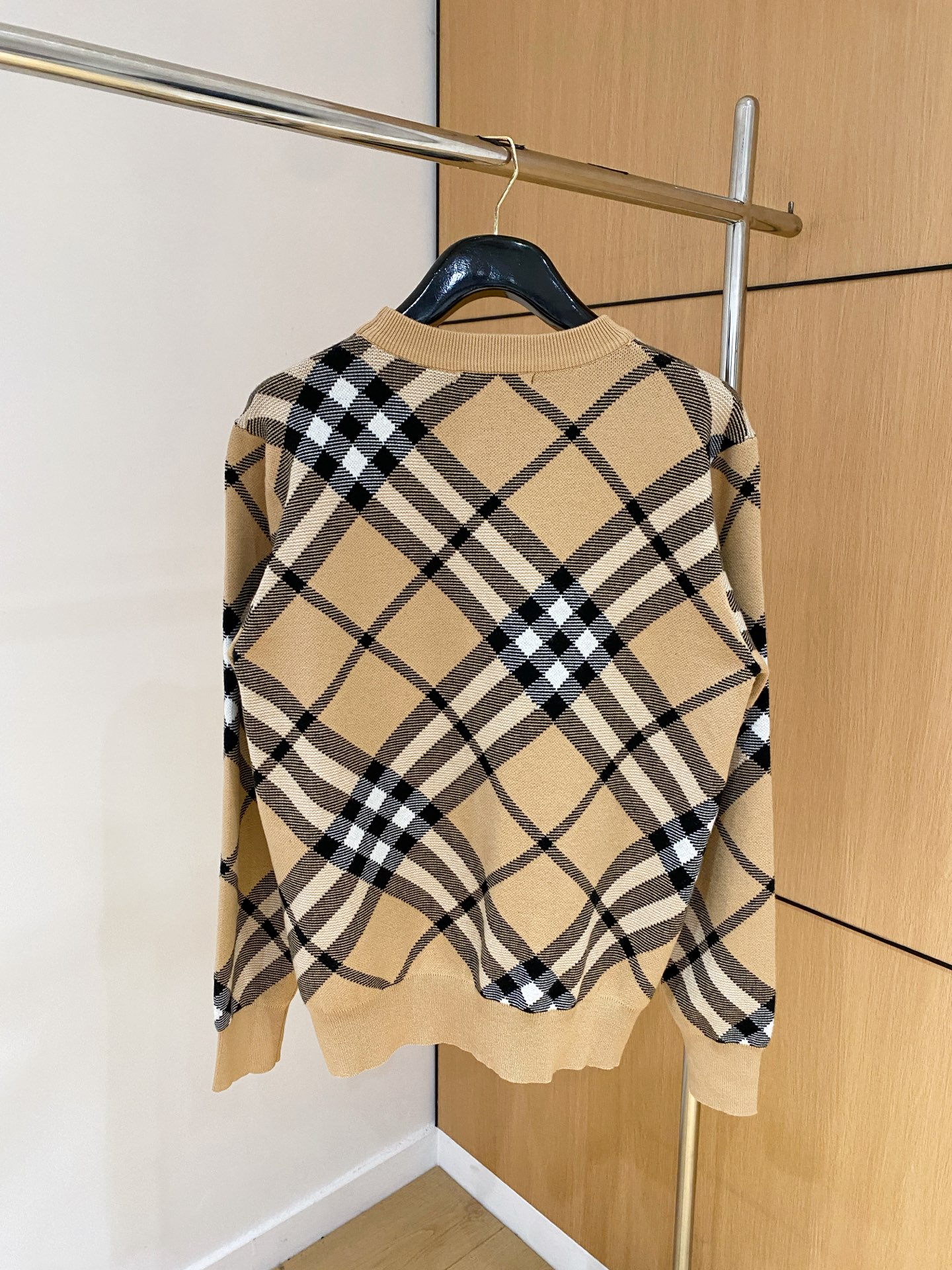 Burberry Basic Clothing Wool M-l-xl