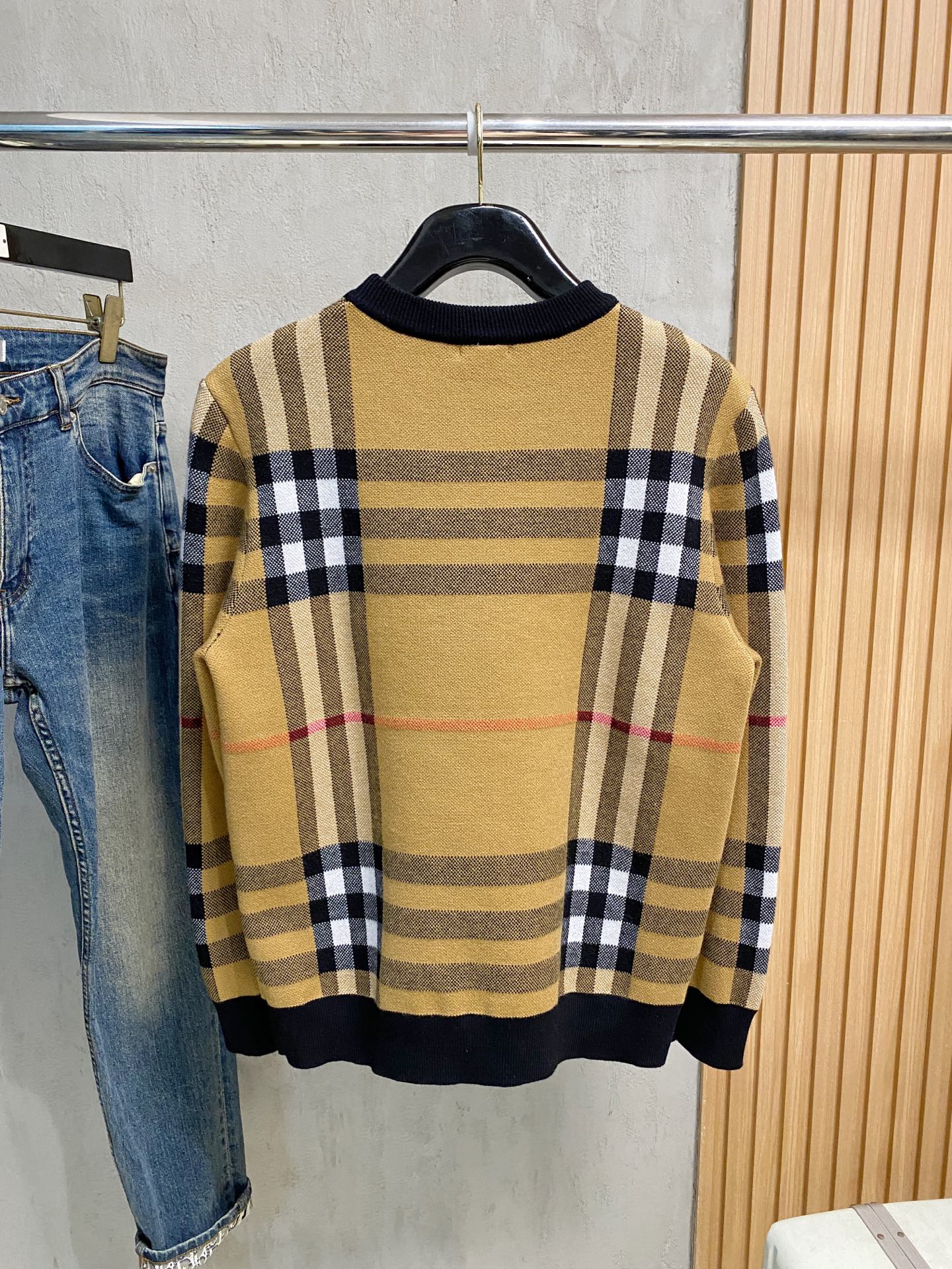 Burberry Basic Clothing Wool M-xxxl