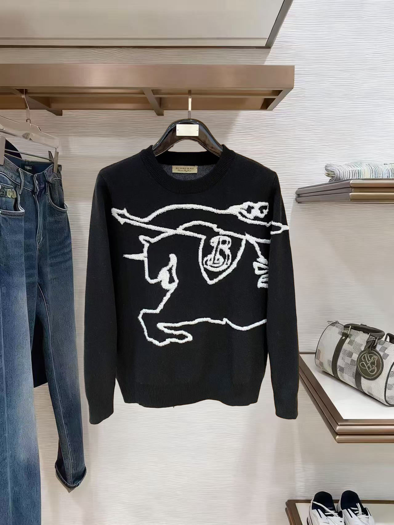 Burberry Basic Clothing Wool M-xl
