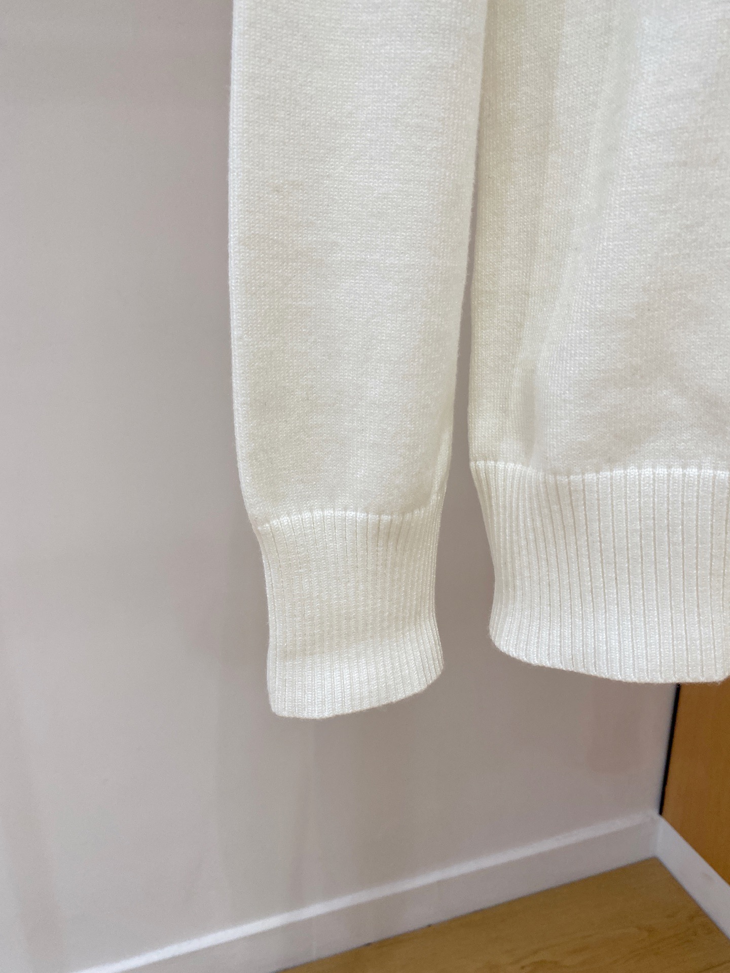 Burberry Basic Clothing Wool M-xl