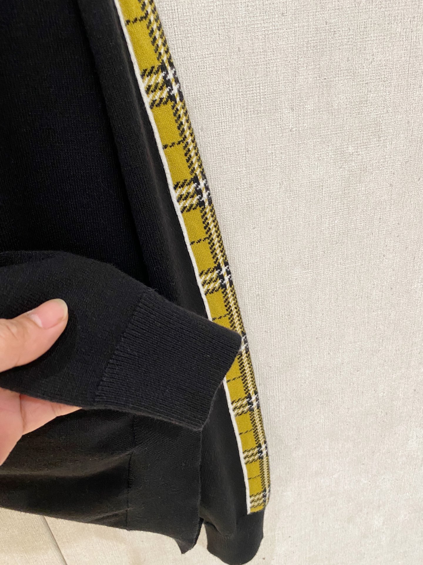 Burberry Basic Clothing Wool M-xl