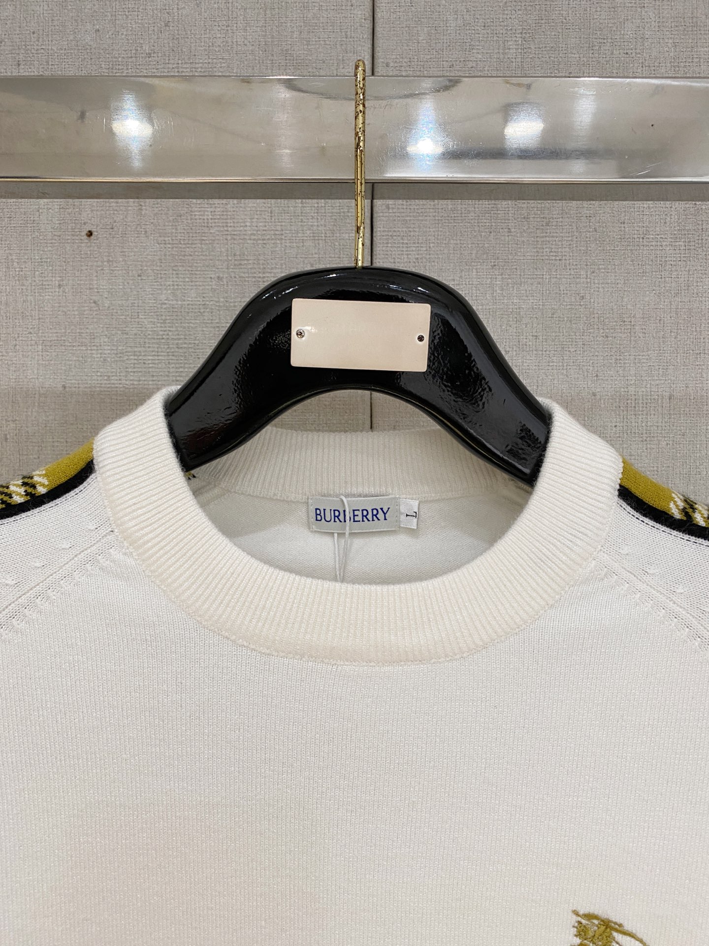 Burberry Basic Clothing Wool M-xl