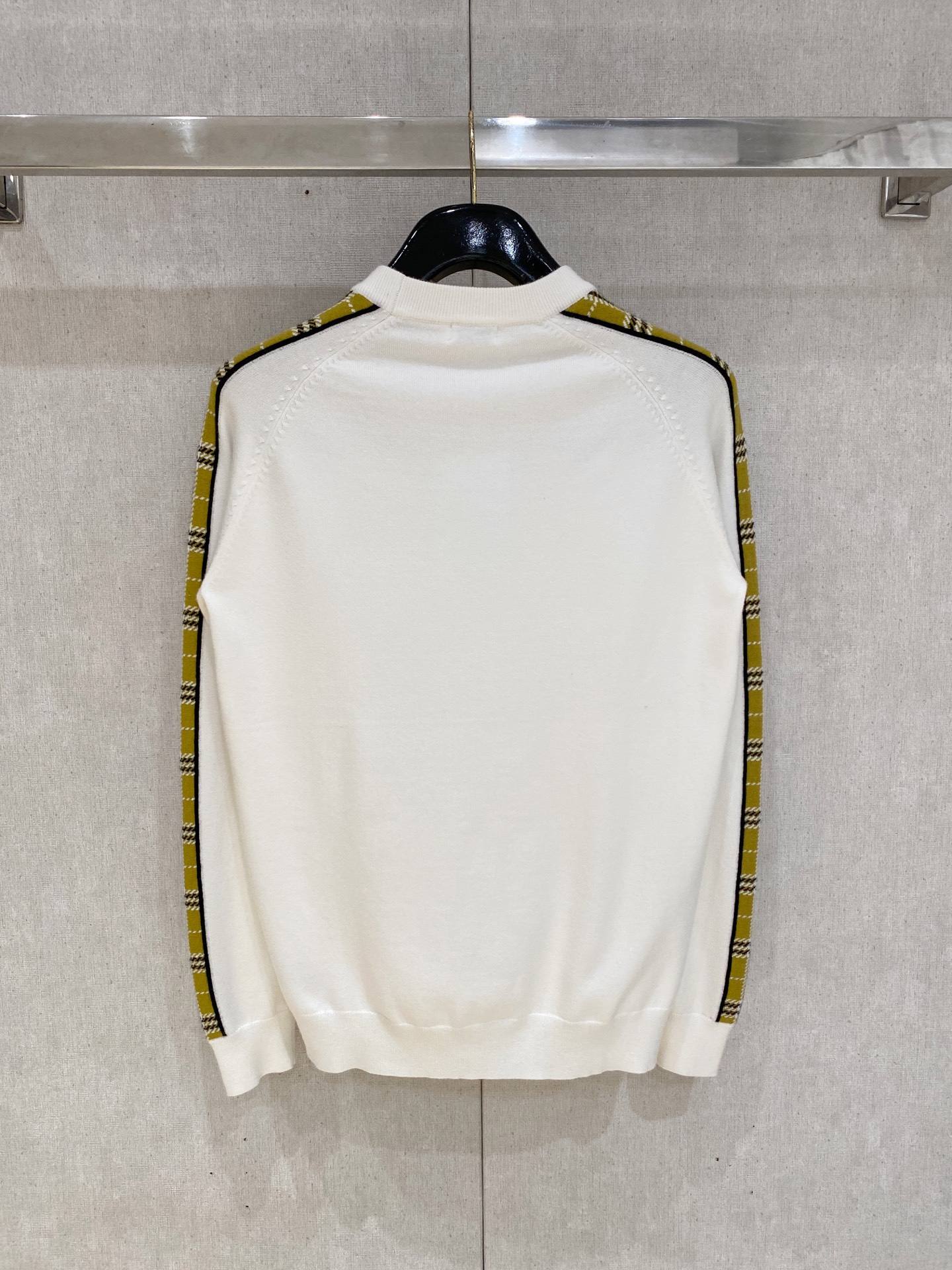 Burberry Basic Clothing Wool M-xl
