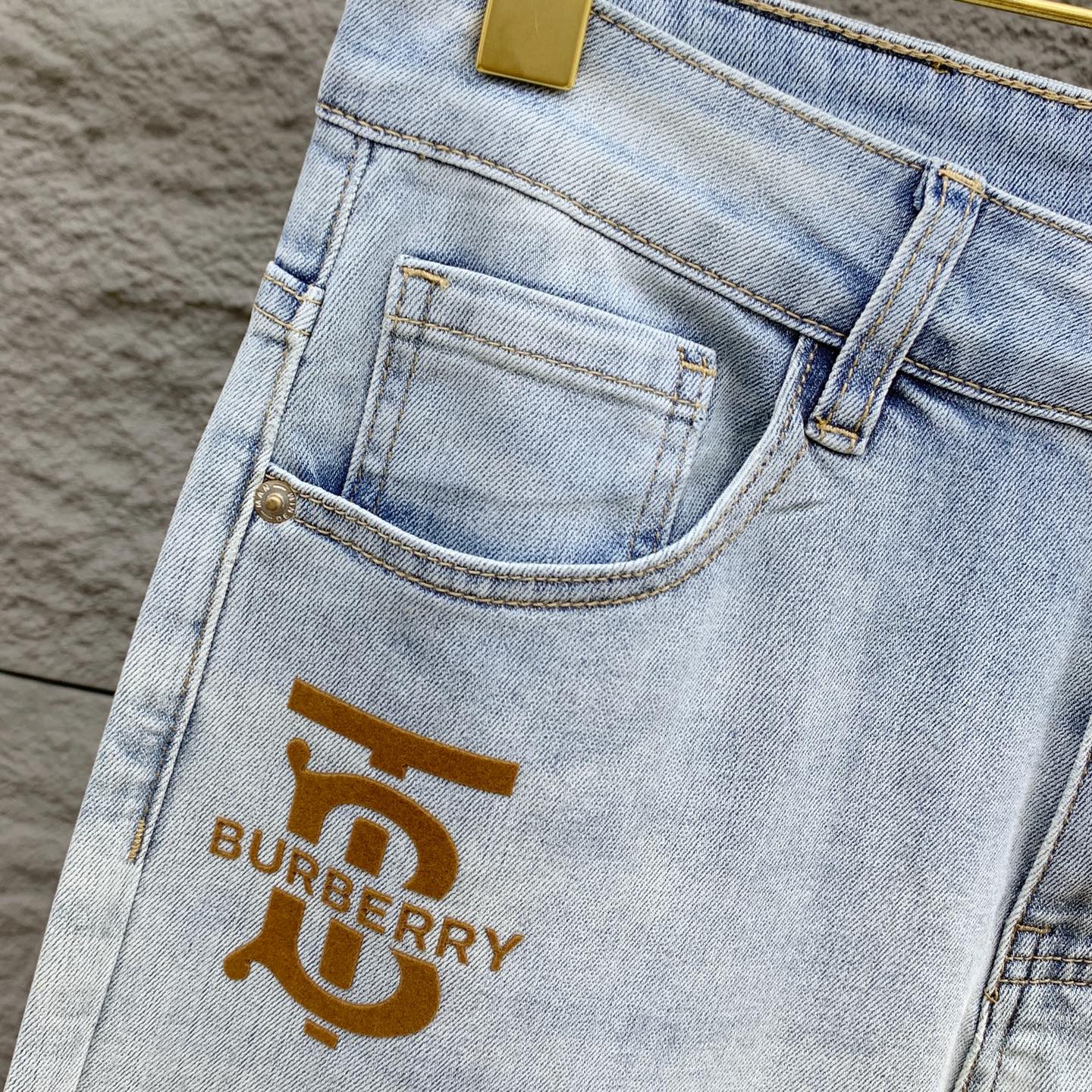 Burberry Jeans Slim Fit S