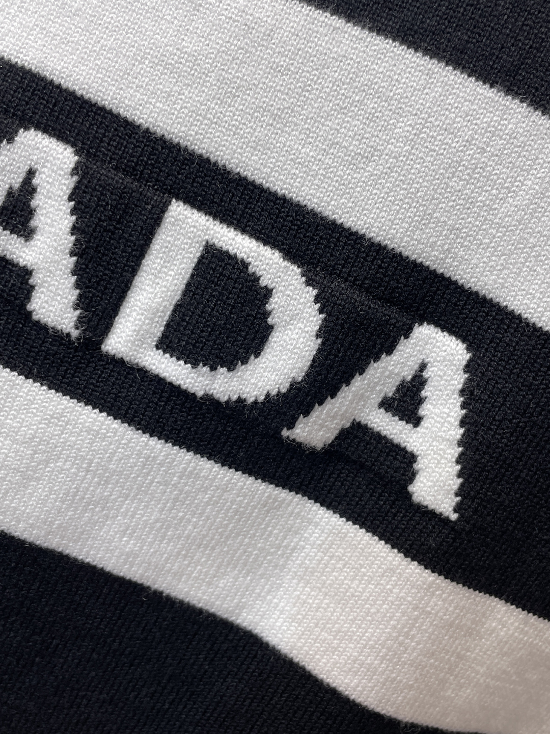 Prada Basic Clothing Wool M-xl