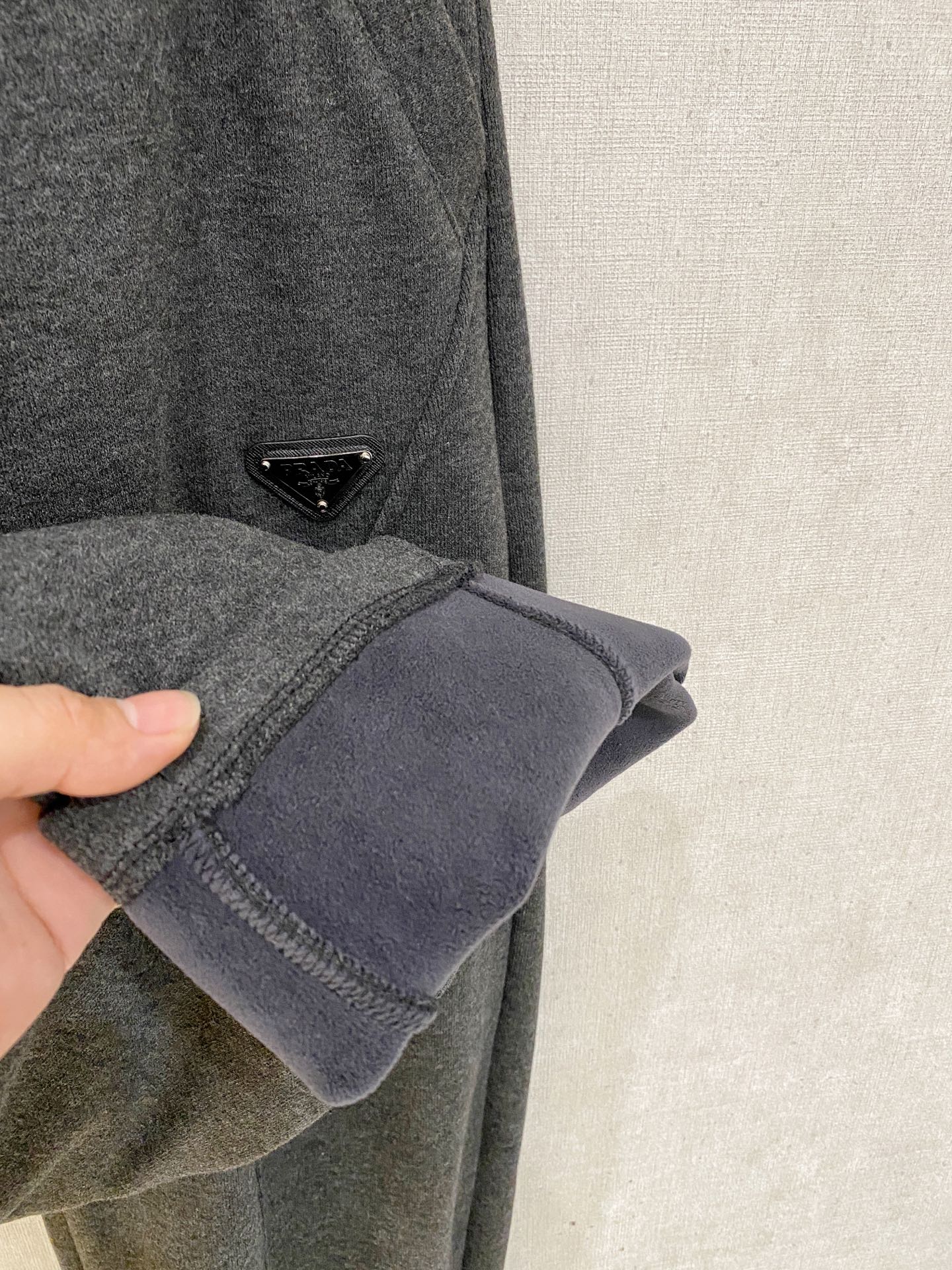 Prada Basic Clothing S-m-xl