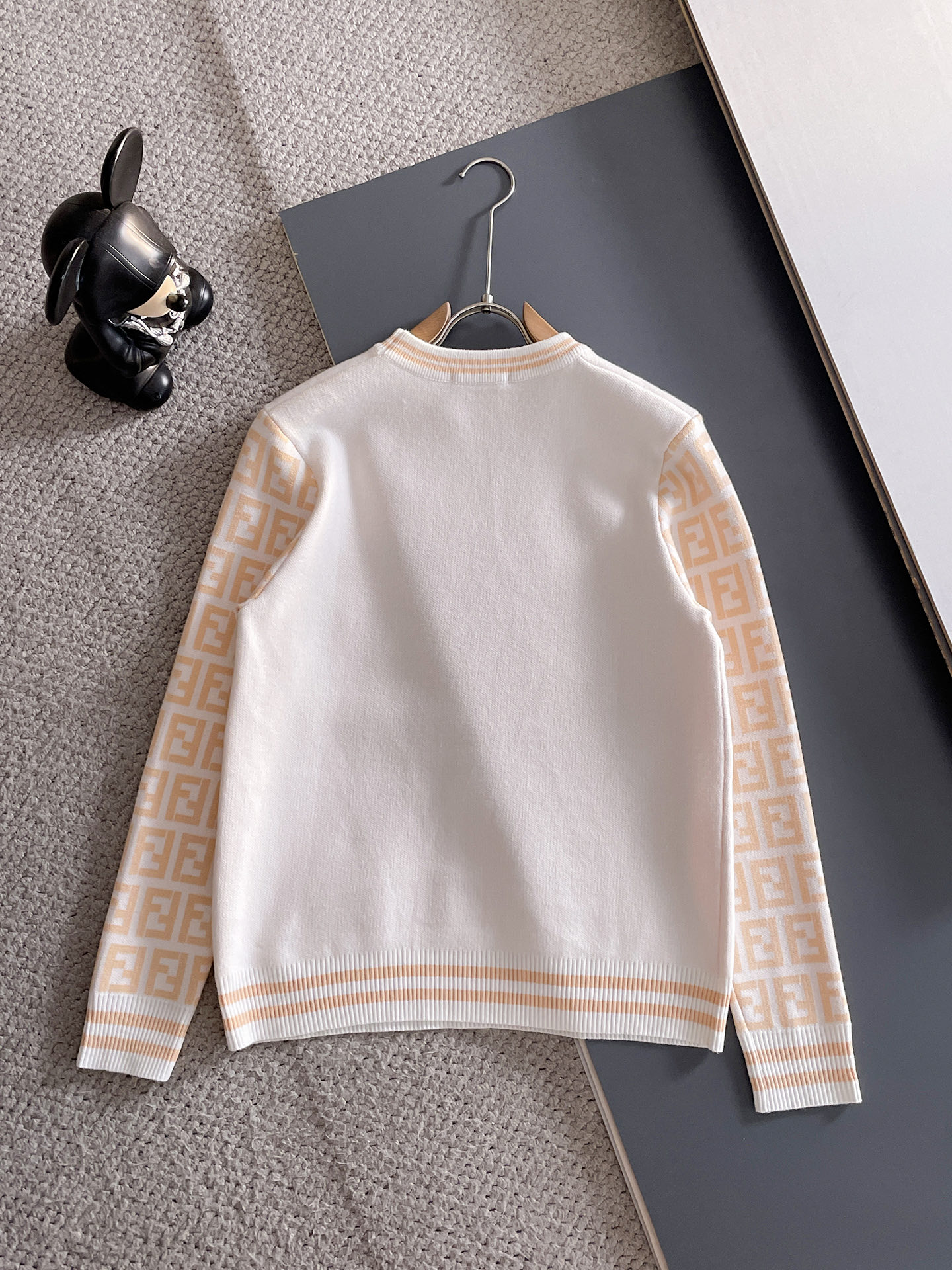 Basic Clothing Wool M-xl