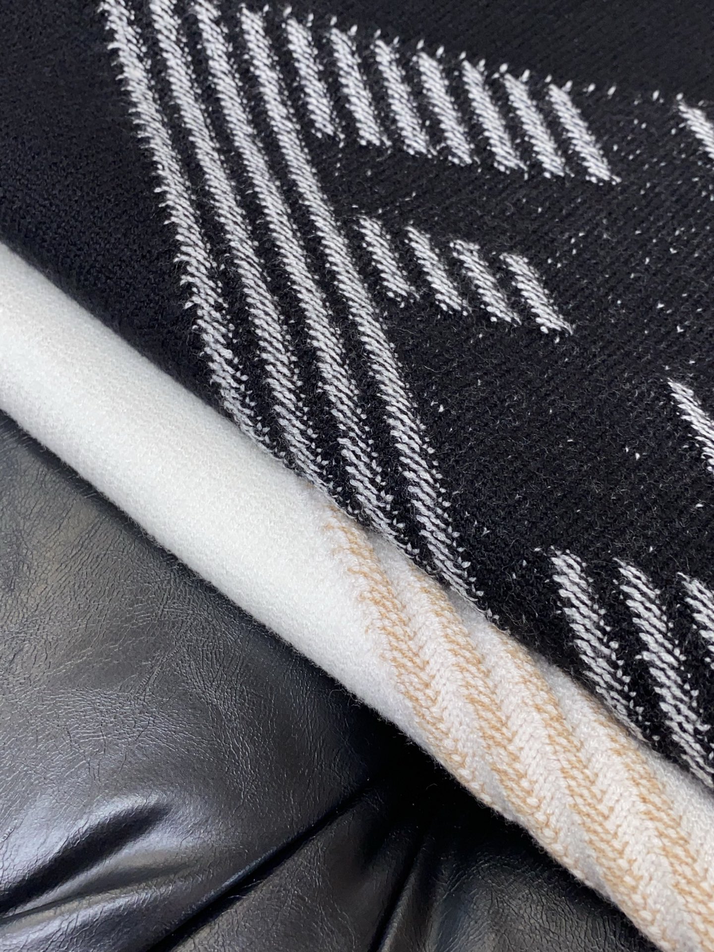 Fendi Basic Clothing Wool M-l-xl