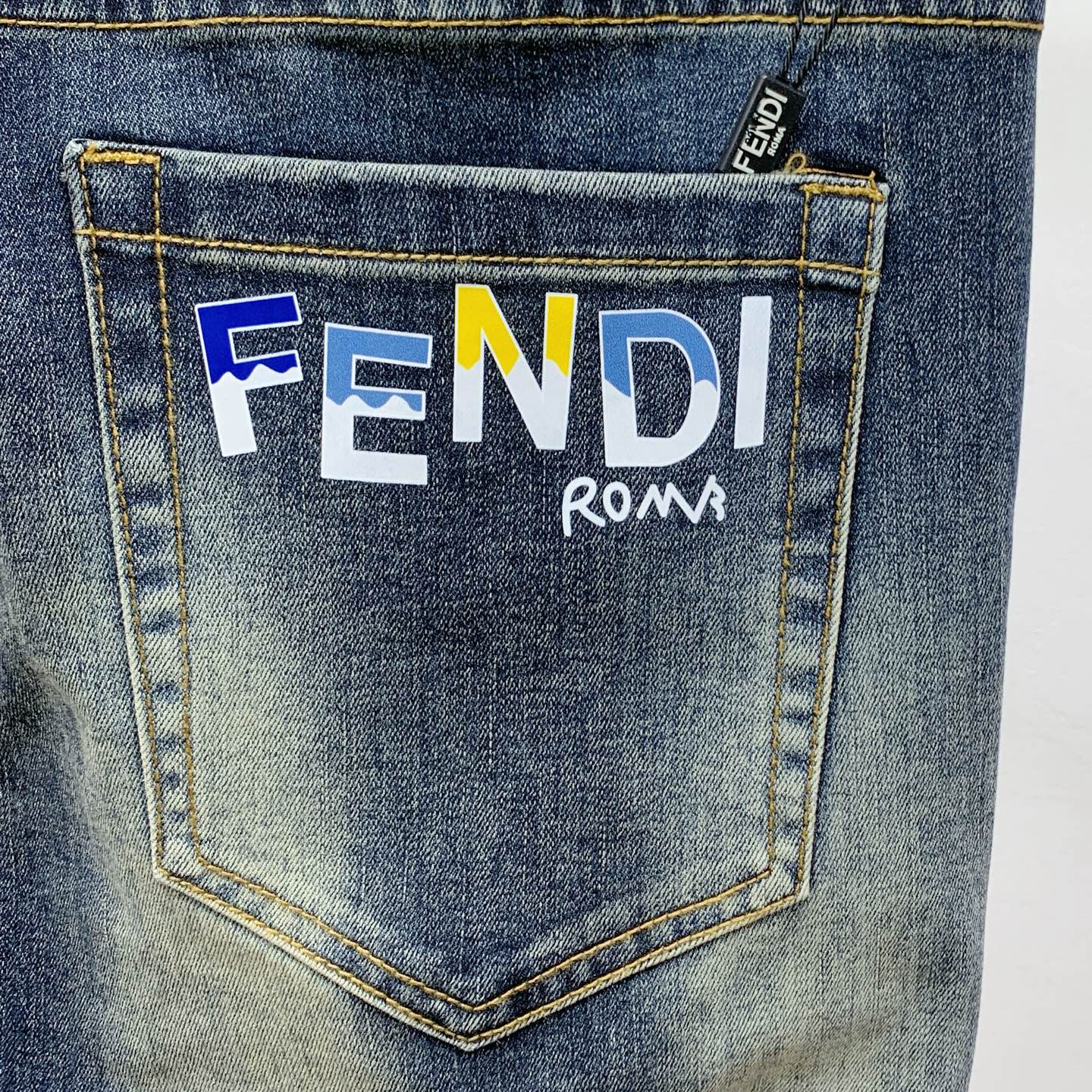 Fendi Jeans Slim Fit S