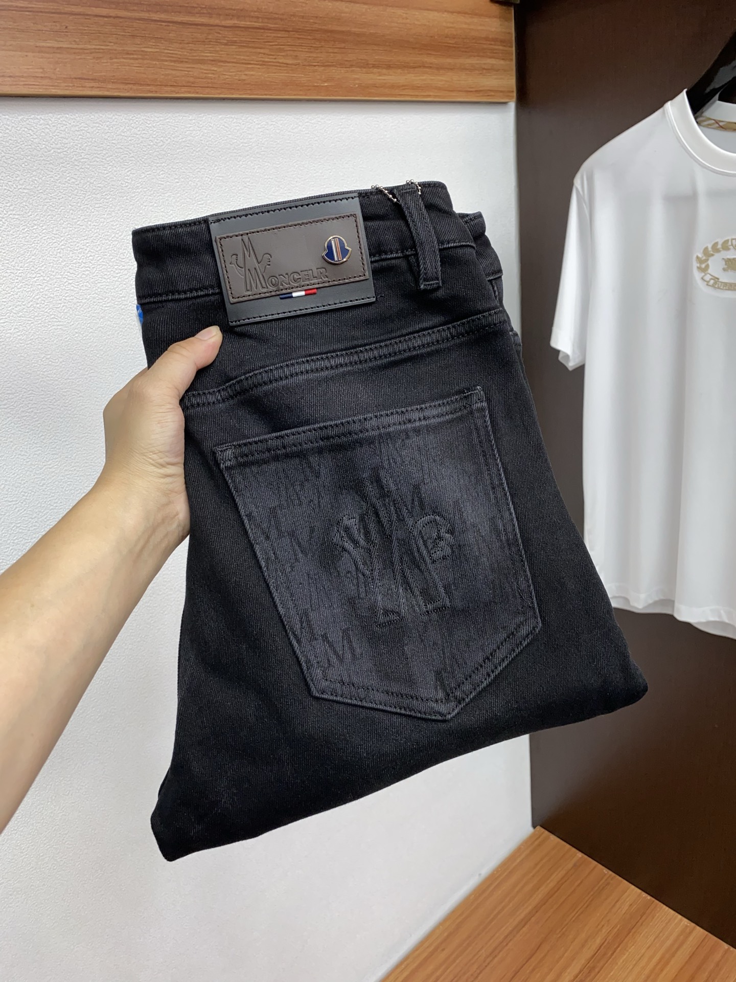 Moncler Jeans M-l