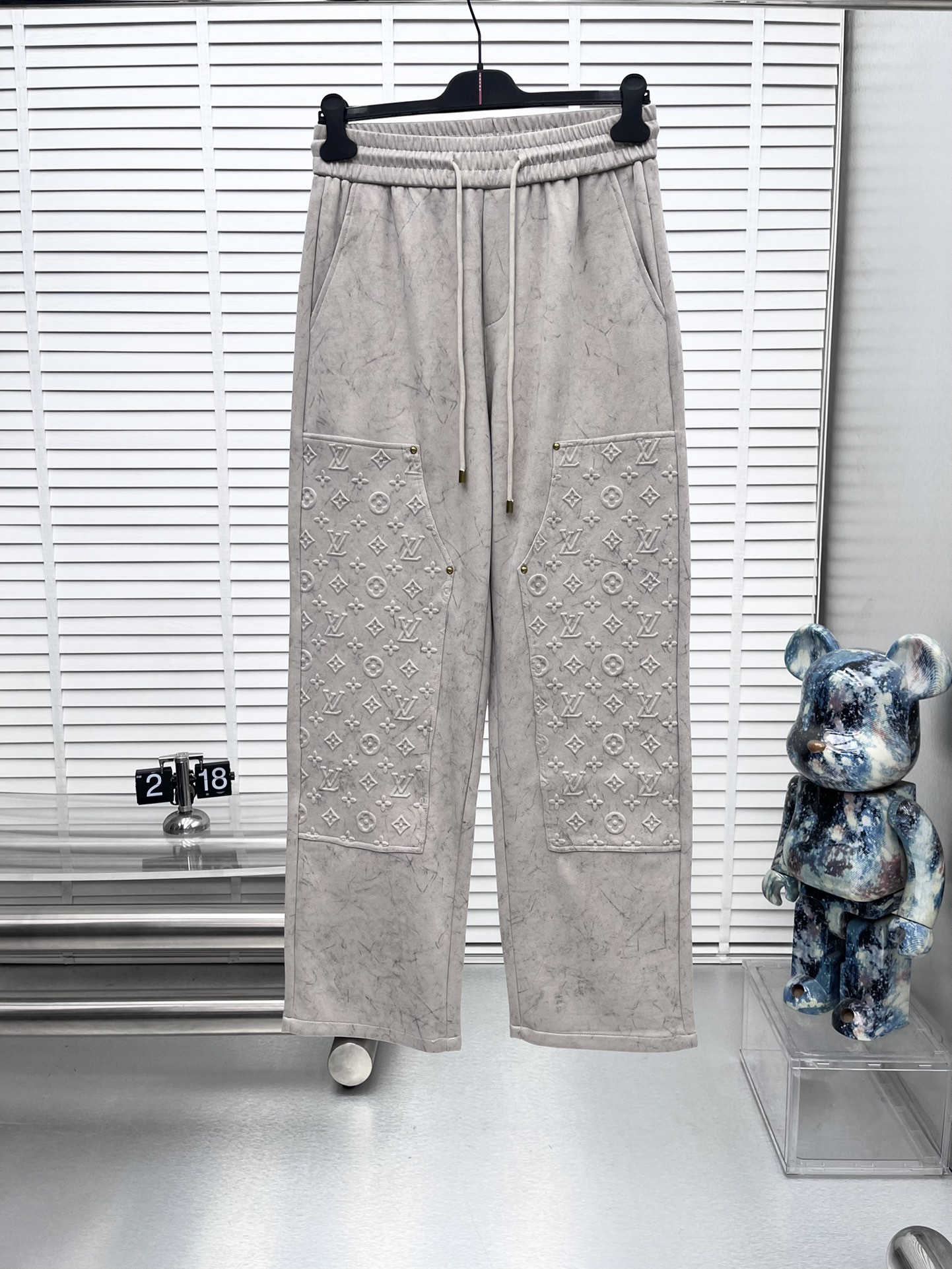 Louis Vuitton Basic Clothing M