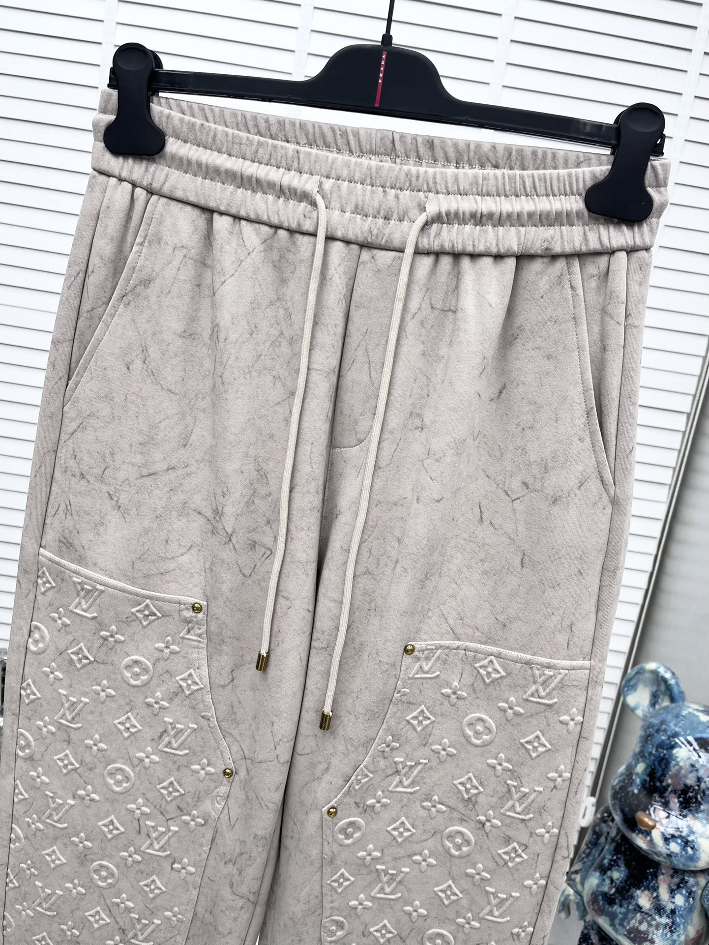 Louis Vuitton Basic Clothing M