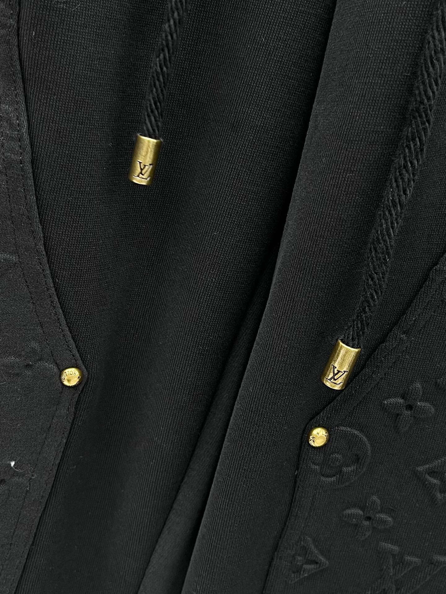 Louis Vuitton Basic Clothing M-xl
