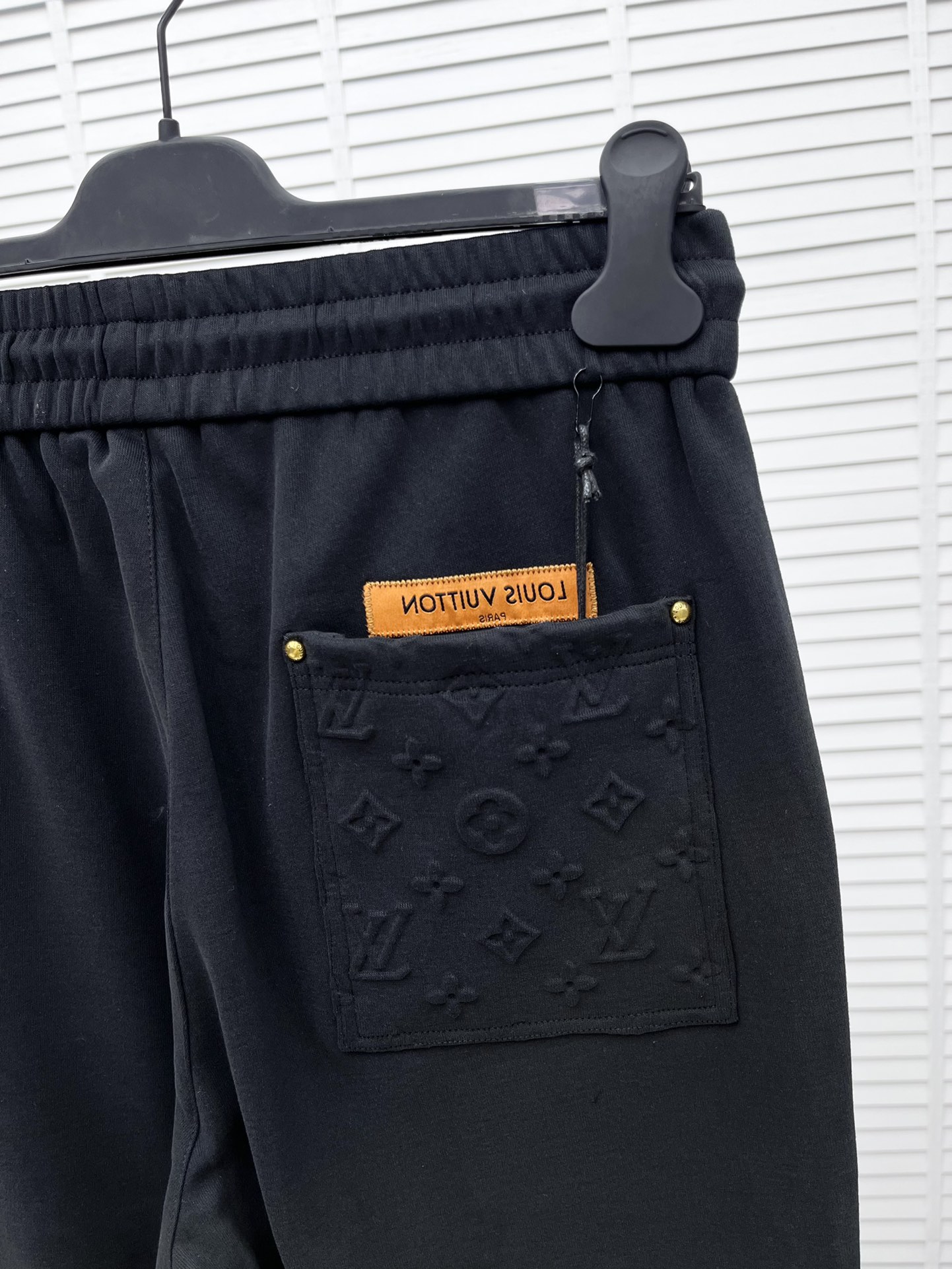 Louis Vuitton Basic Clothing M-xl