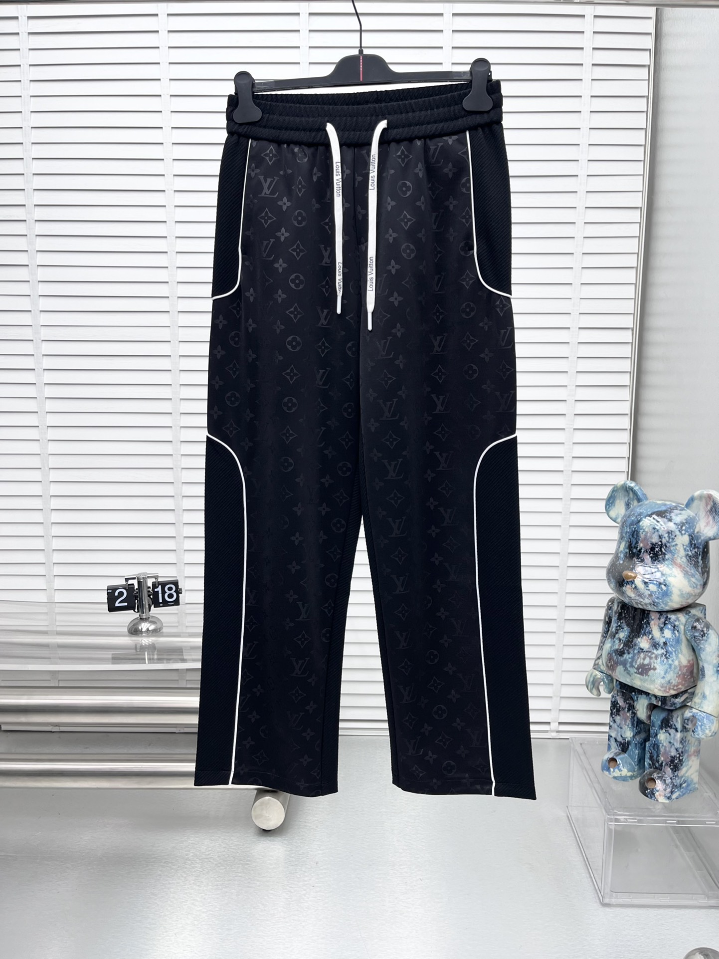 Louis Vuitton Basic Clothing M-xl
