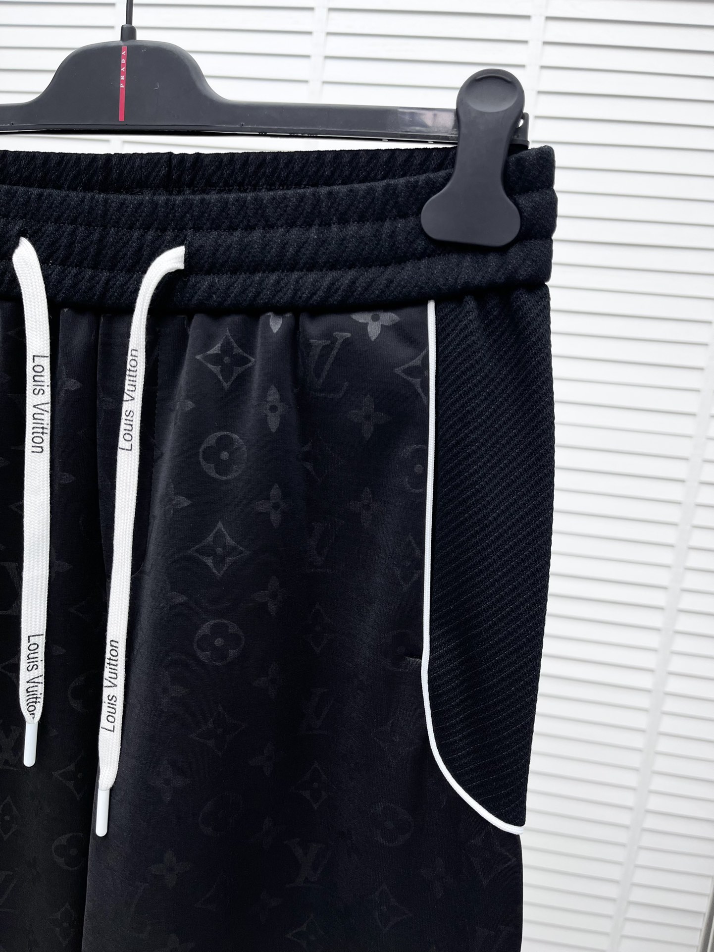 Louis Vuitton Basic Clothing M-xl