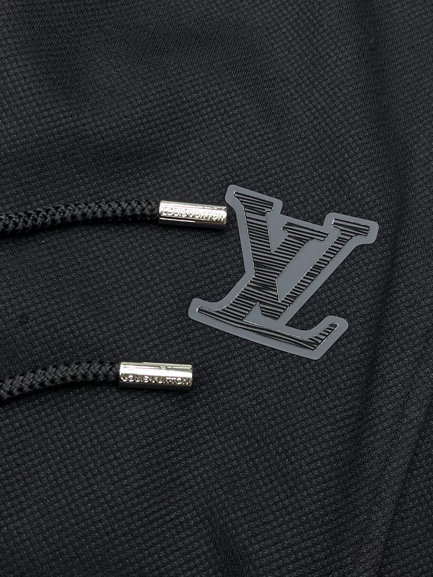 Louis Vuitton Basic Clothing M-l-xl