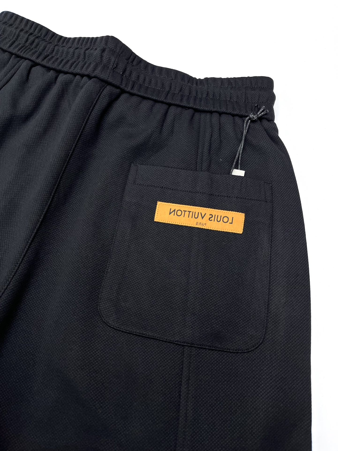 Louis Vuitton Basic Clothing M-l-xl