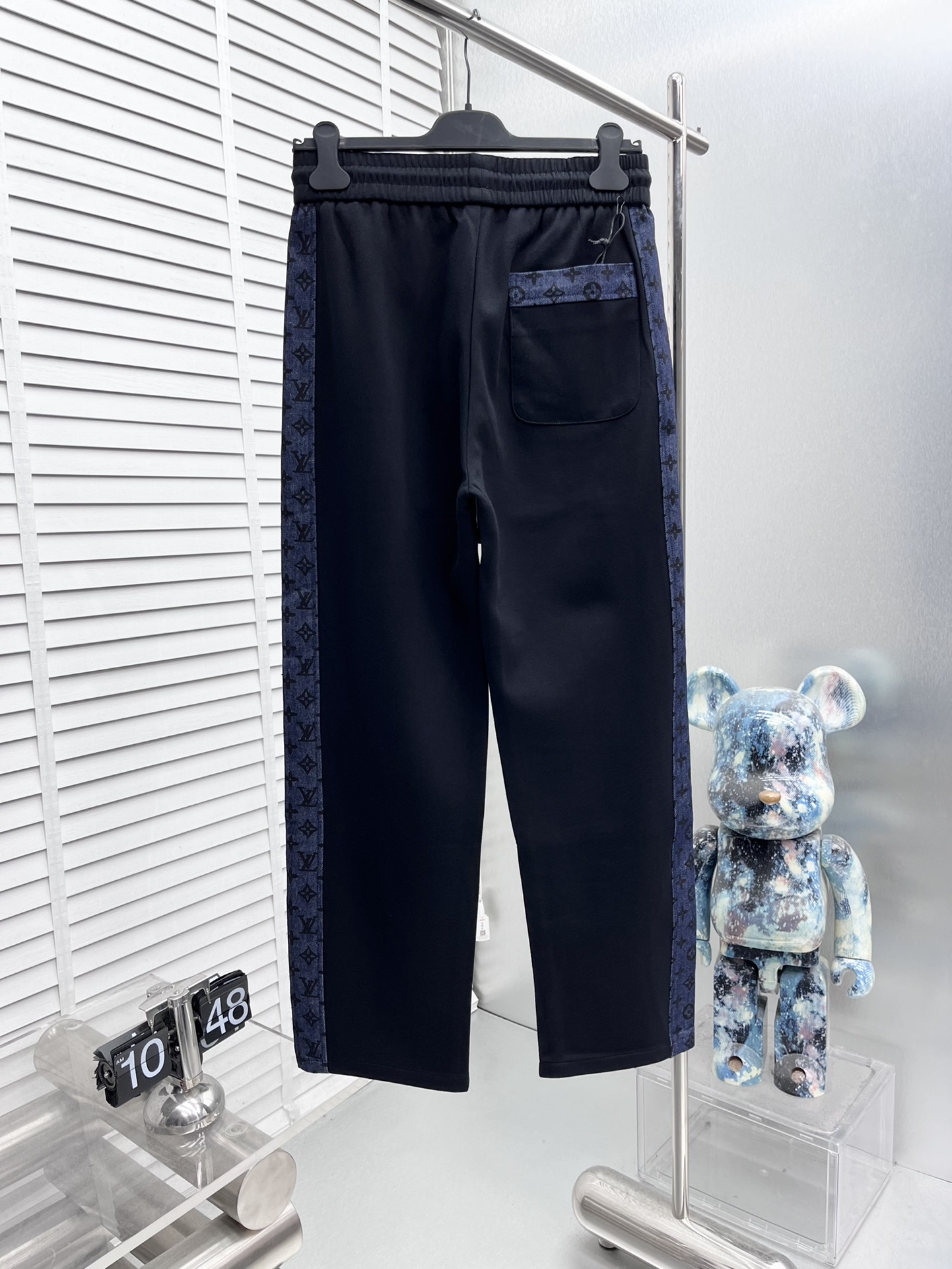 Louis Vuitton Basic Clothing M-xl