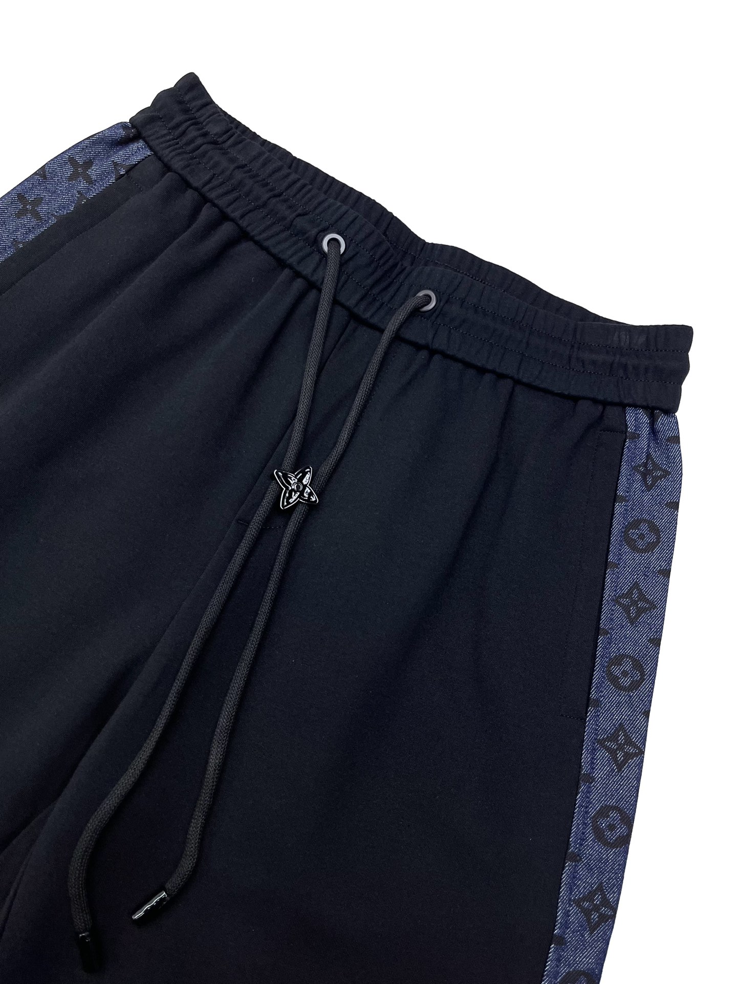 Louis Vuitton Basic Clothing M-xl