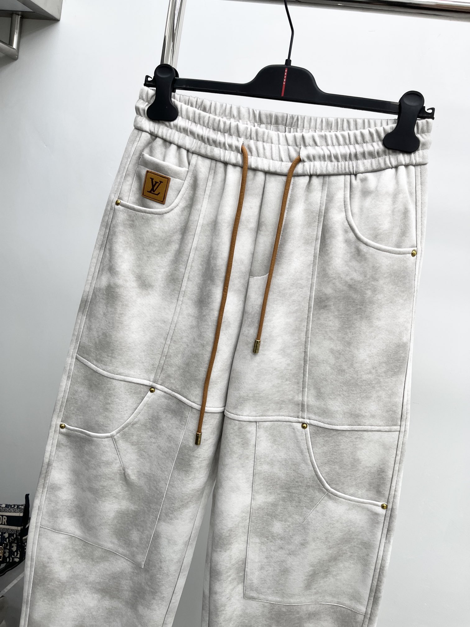 Louis Vuitton Basic Clothing M-xl