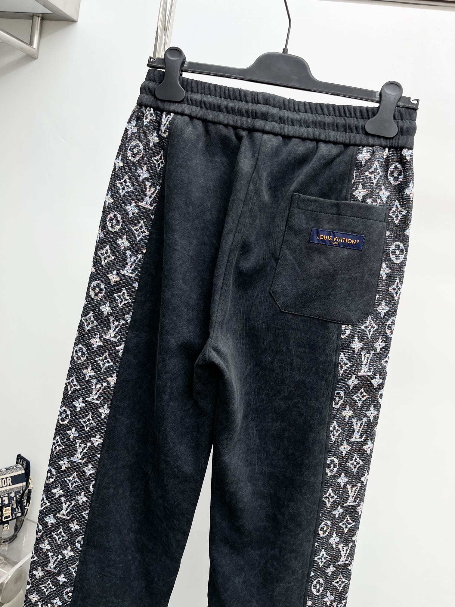 Louis Vuitton Basic Clothing M-xl