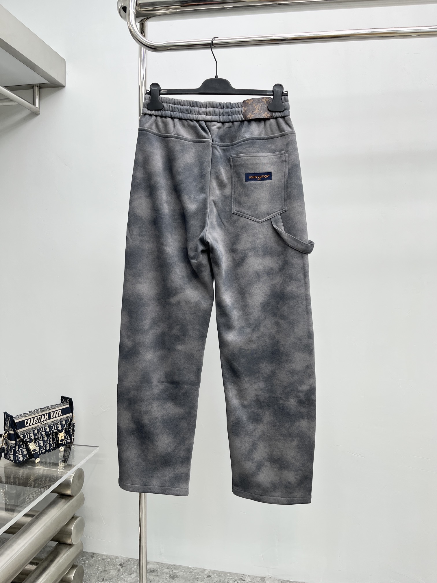 Louis Vuitton Basic Clothing M-xl