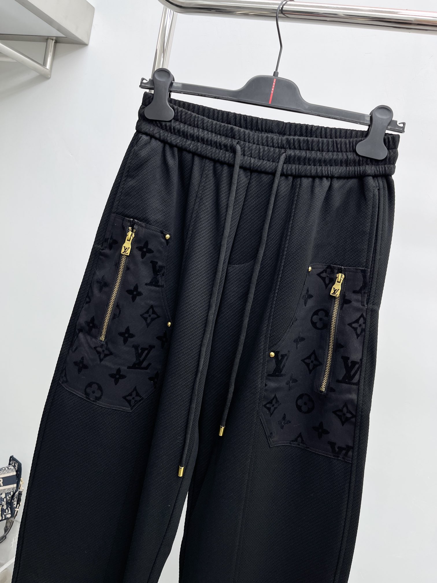 Louis Vuitton Basic Clothing M-xl