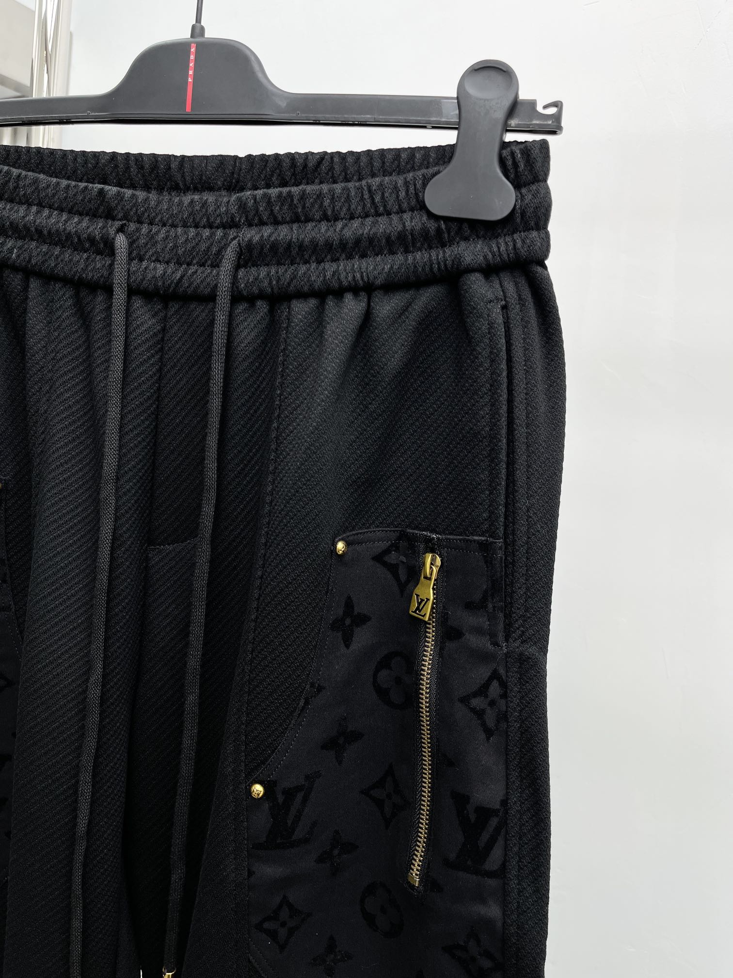 Louis Vuitton Basic Clothing M-xl