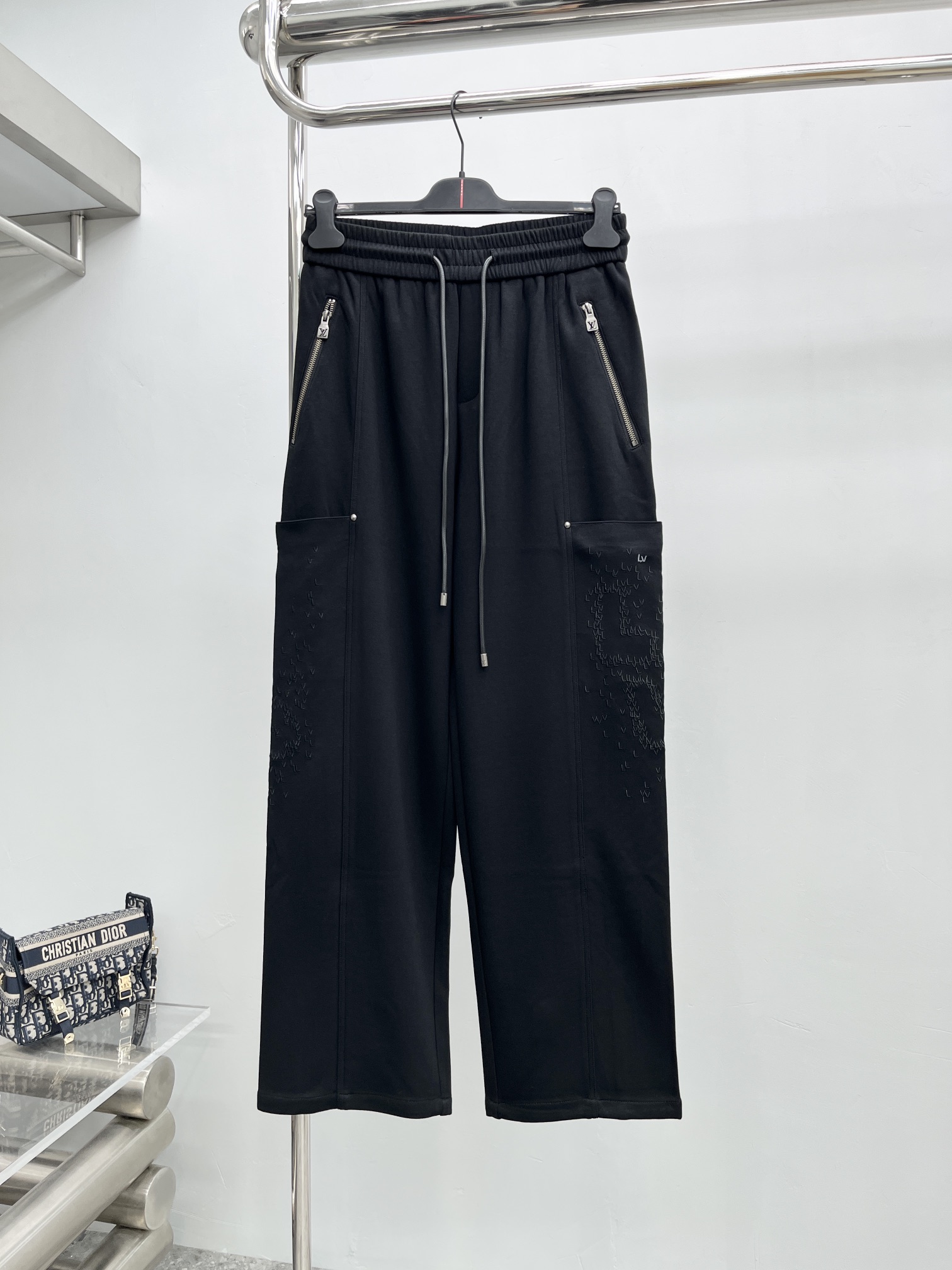 Louis Vuitton Basic Clothing M-xl