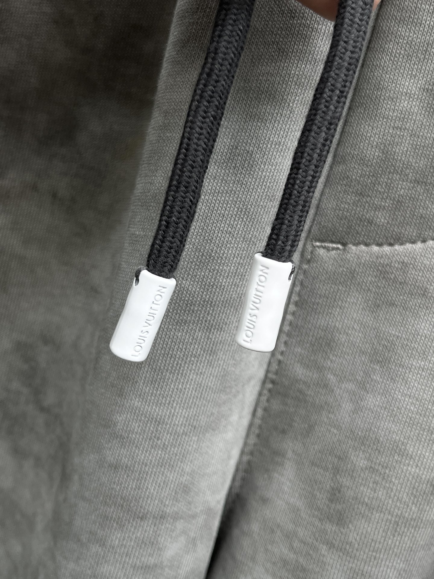 Louis Vuitton Basic Clothing M-xl