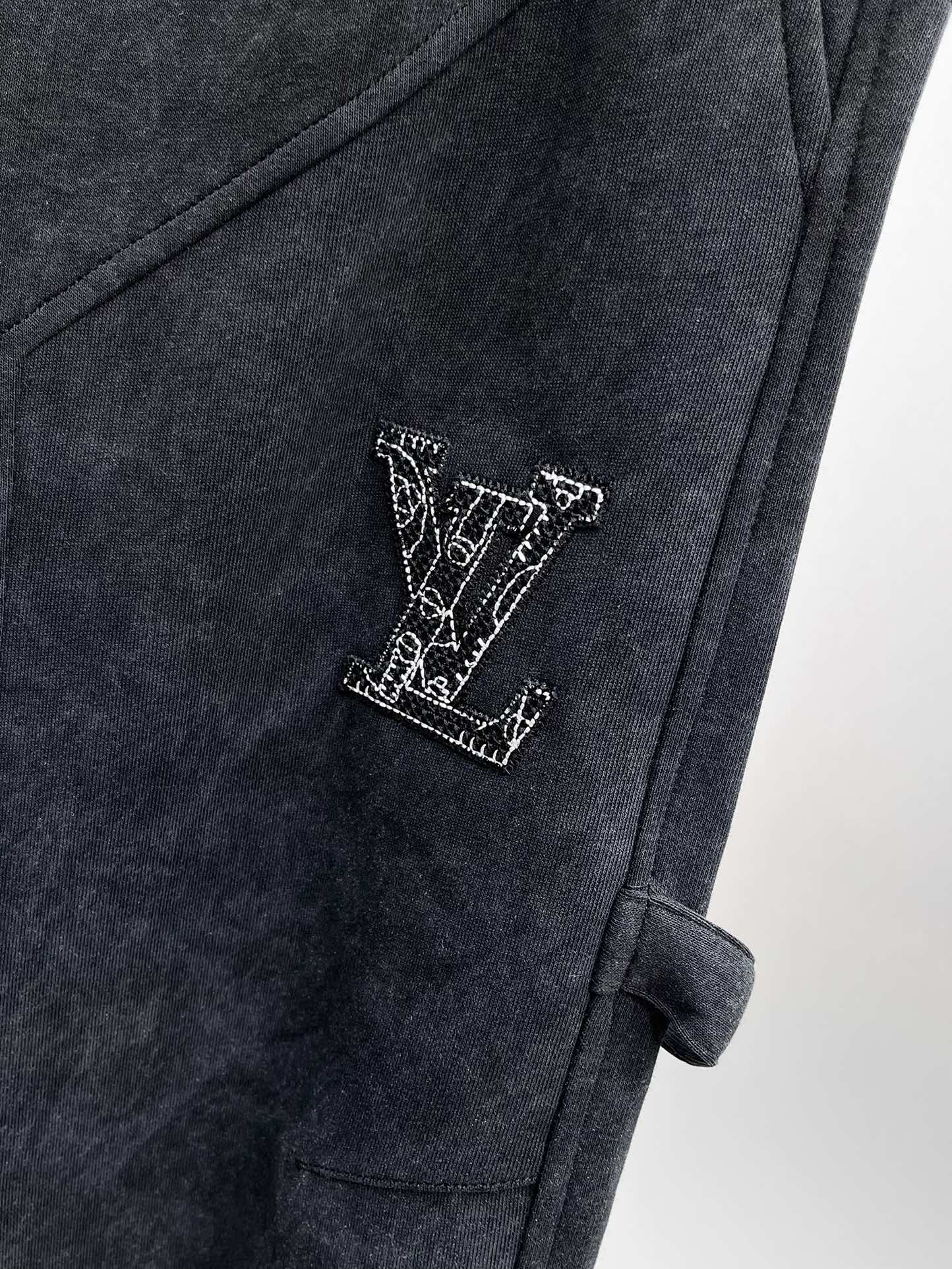 Louis Vuitton Basic Clothing M-l-xxxl