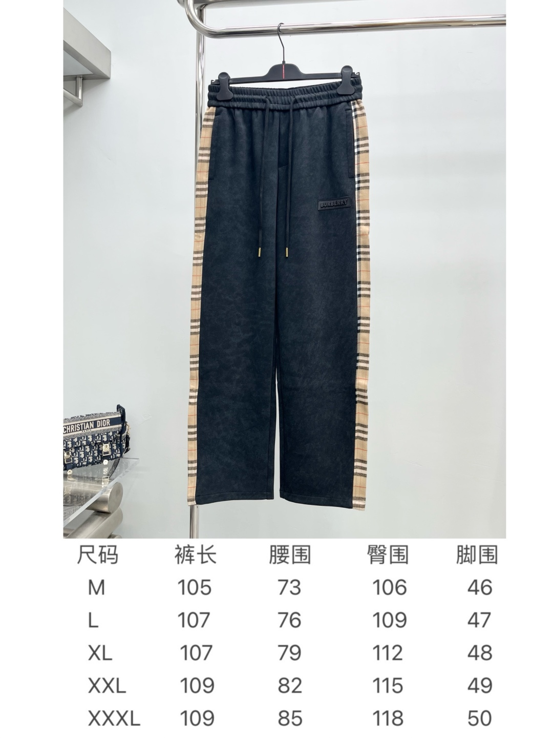 Burberry Basic Clothing M-xl