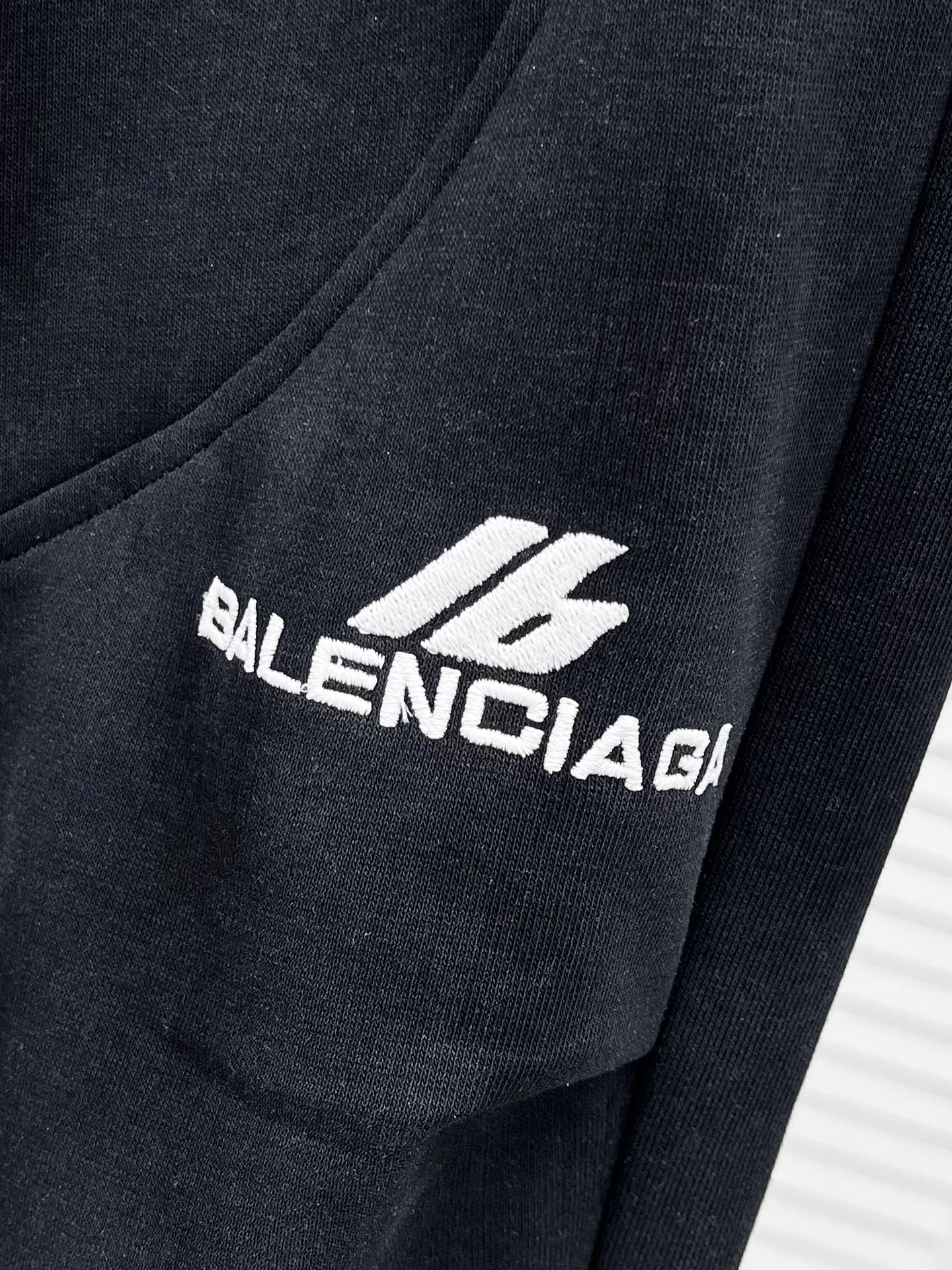 Balenciaga Basic Clothing M-l-xl