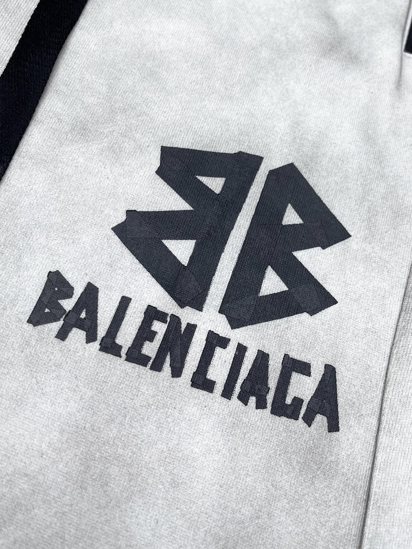 Balenciaga Basic Clothing M-l-xl