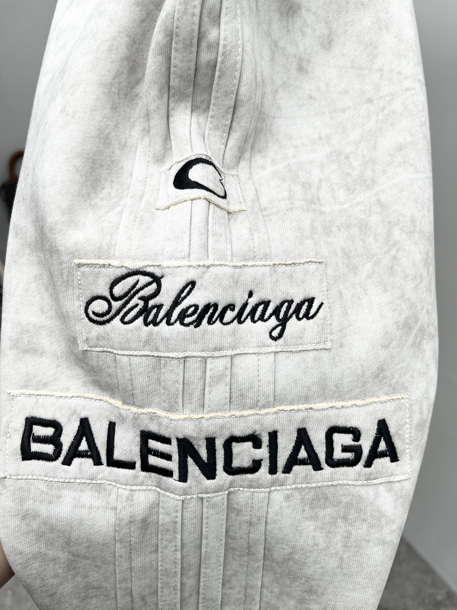 Balenciaga Basic Clothing M-l-xl