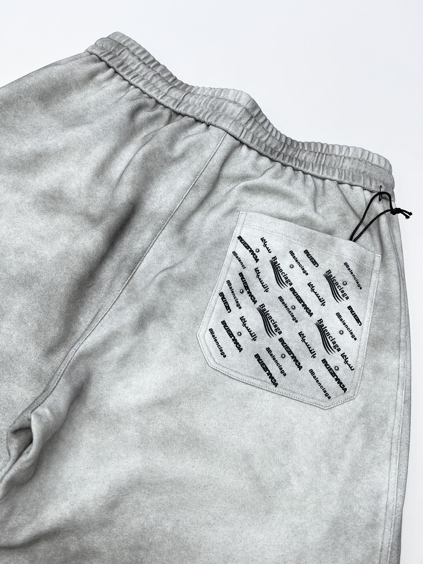 Balenciaga Basic Clothing M-l-xl