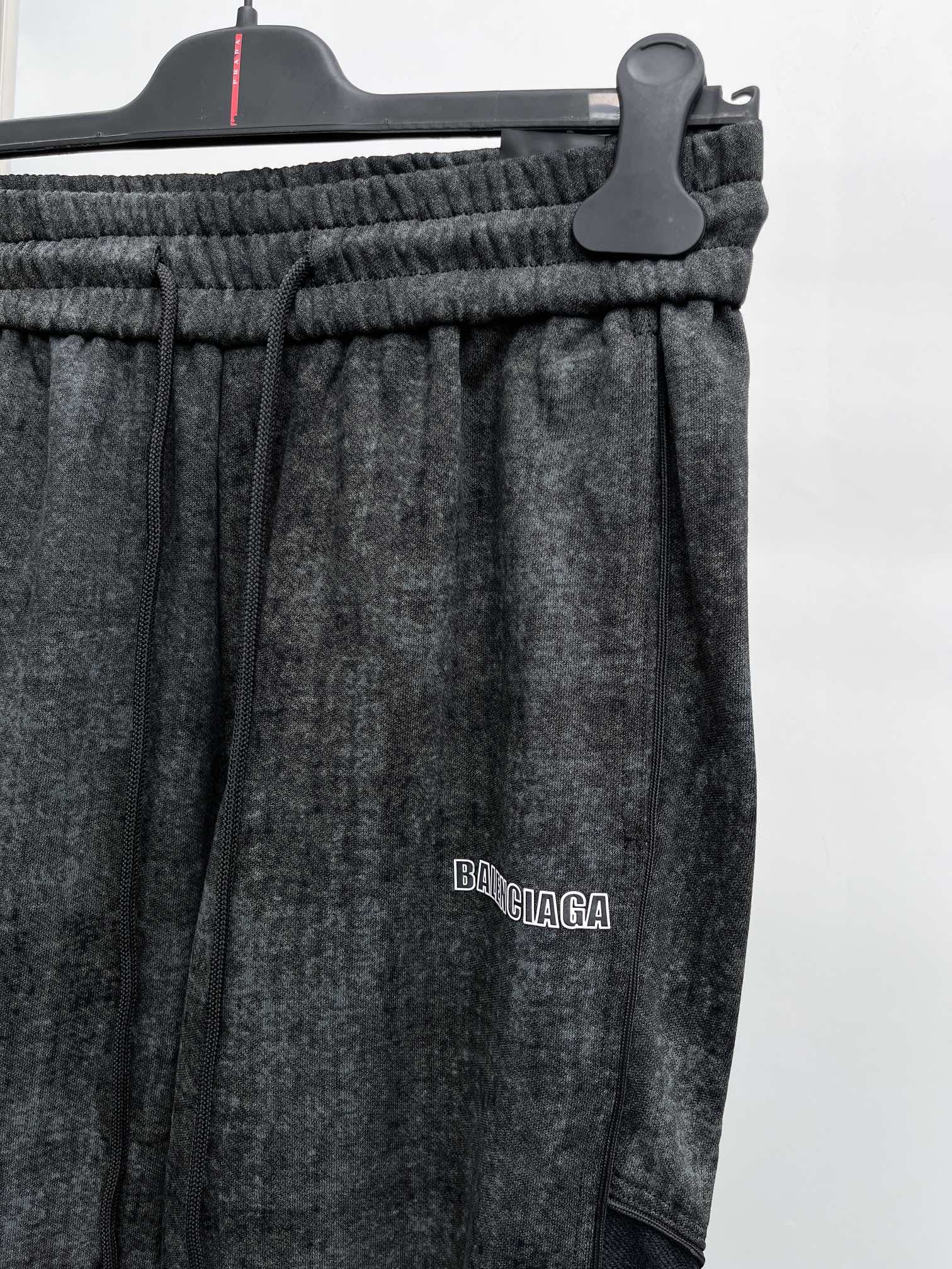 Balenciaga Basic Clothing M-l-xl