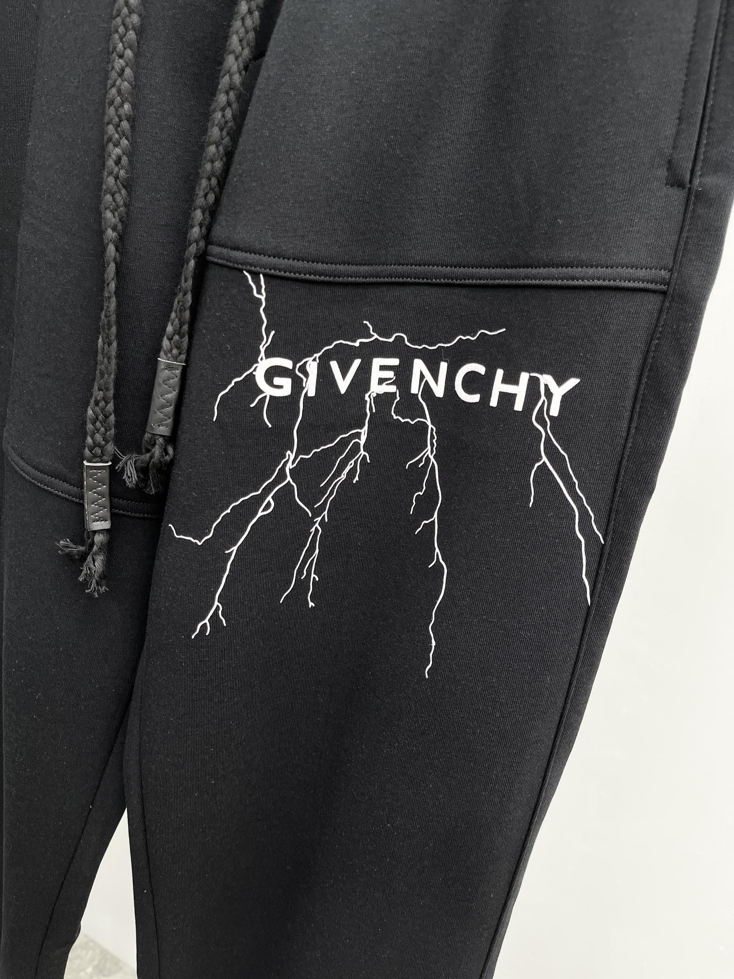 Givenchy Basic Clothing M-xl