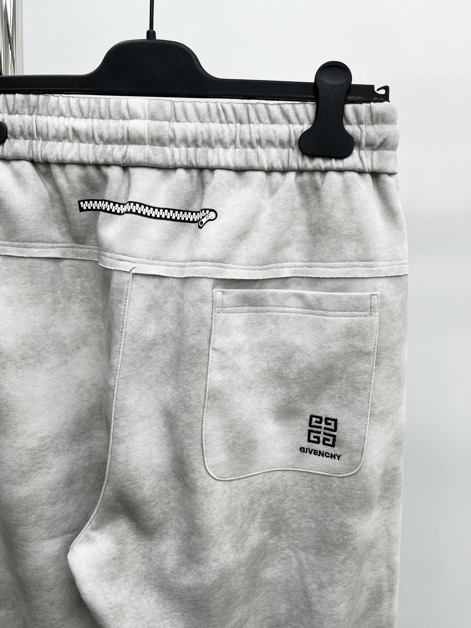 Givenchy Basic Clothing M-xl