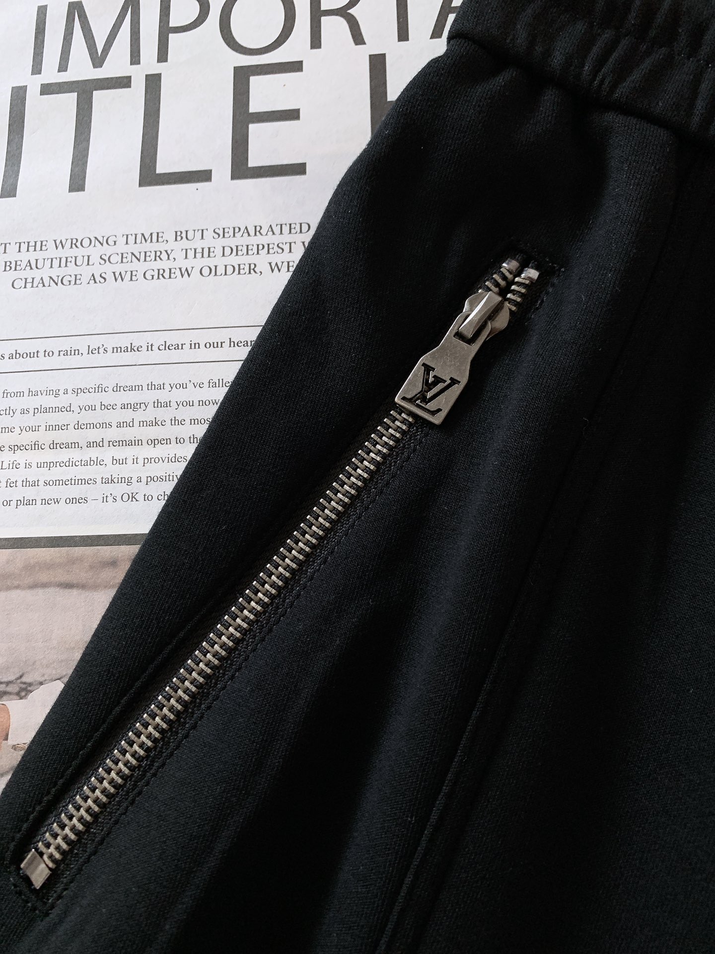 Louis Vuitton Basic Clothing S-m-l-xl