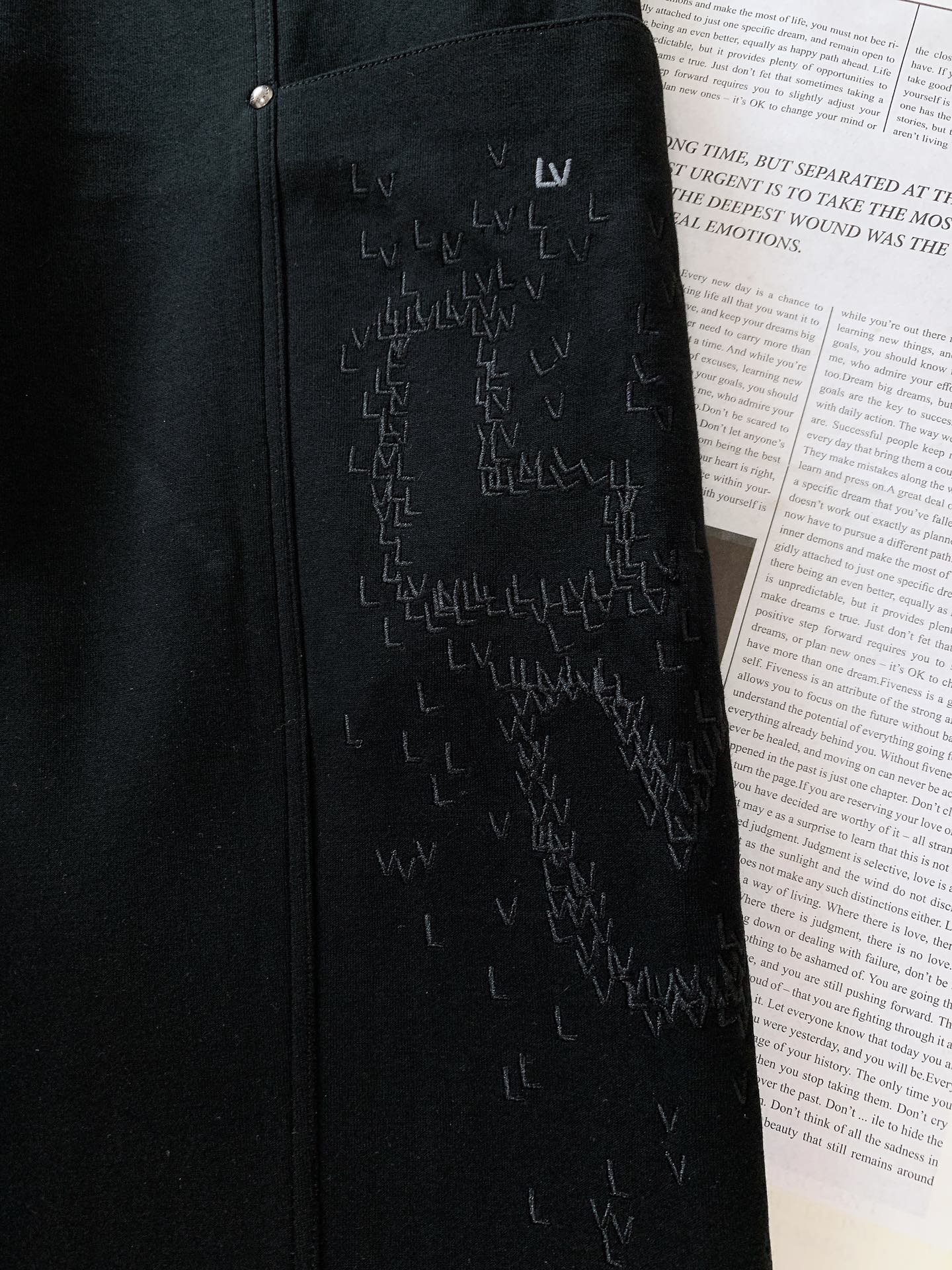 Louis Vuitton Basic Clothing S-m-l-xl