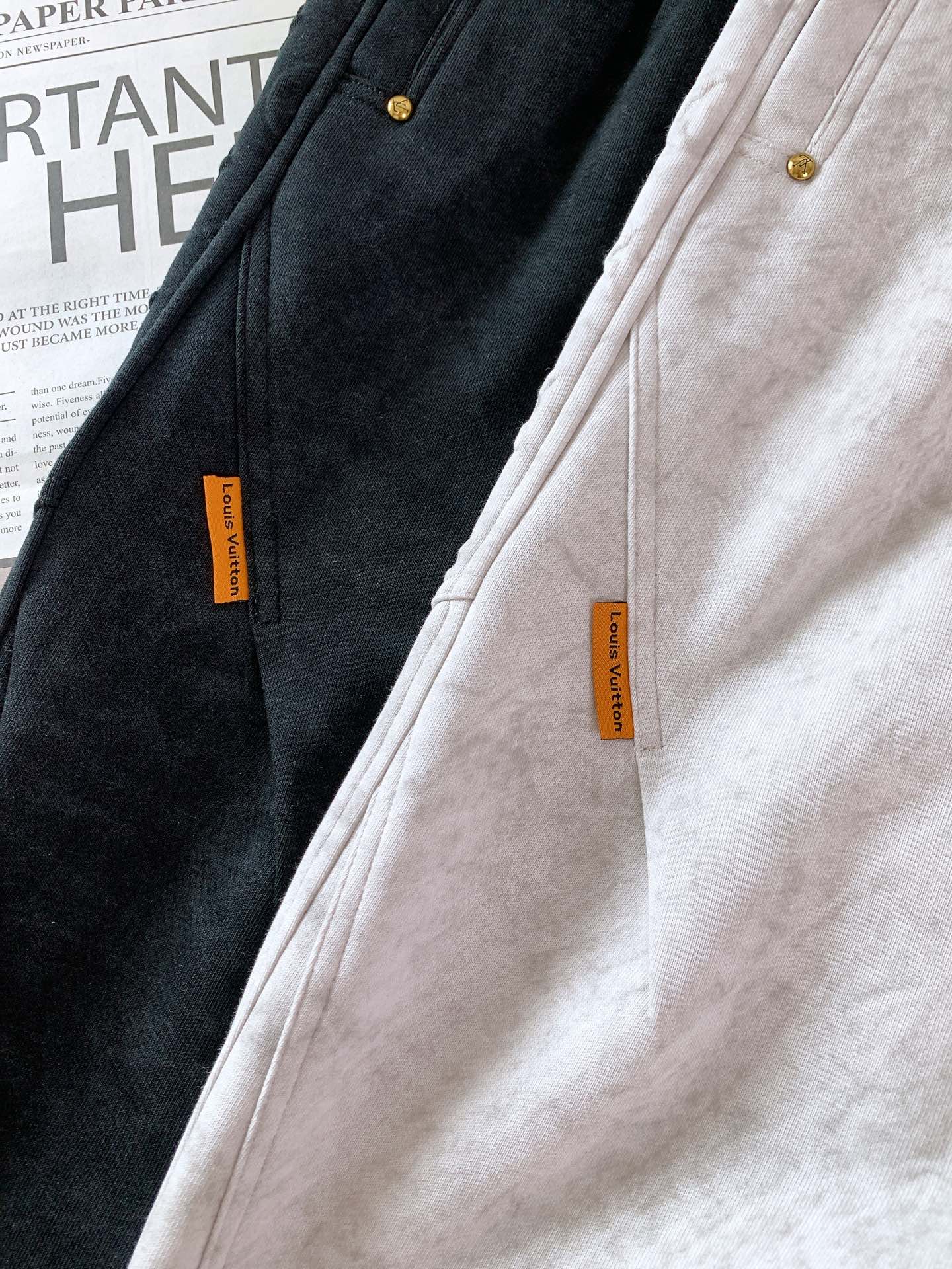 Louis Vuitton Basic Clothing S-m-l-xl
