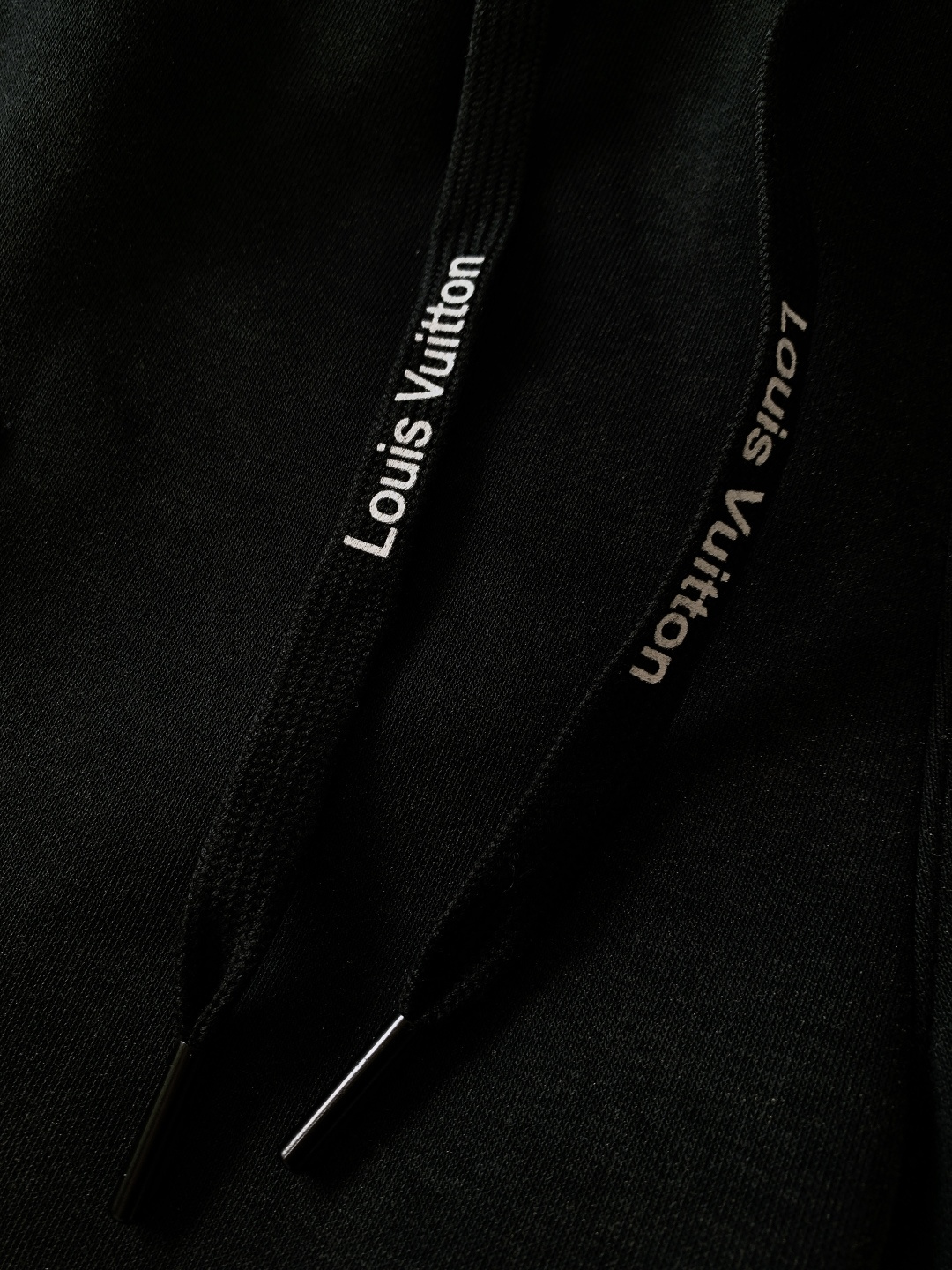 Louis Vuitton Basic Clothing S-m-l-xl