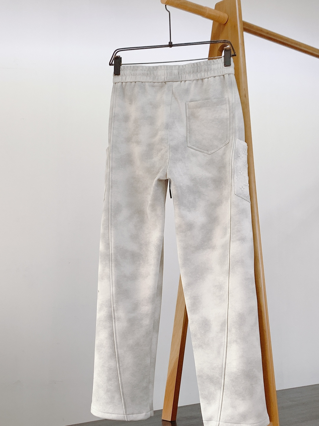 Louis Vuitton Basic Clothing S-m-l-xl