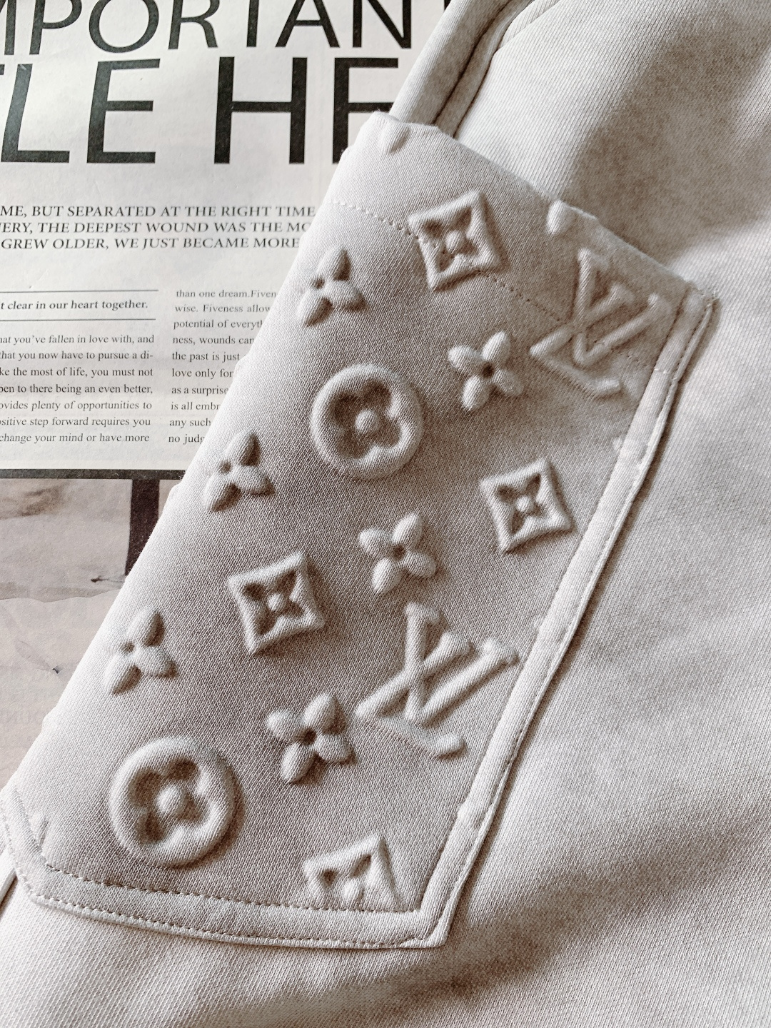 Louis Vuitton Basic Clothing S-m-l-xl