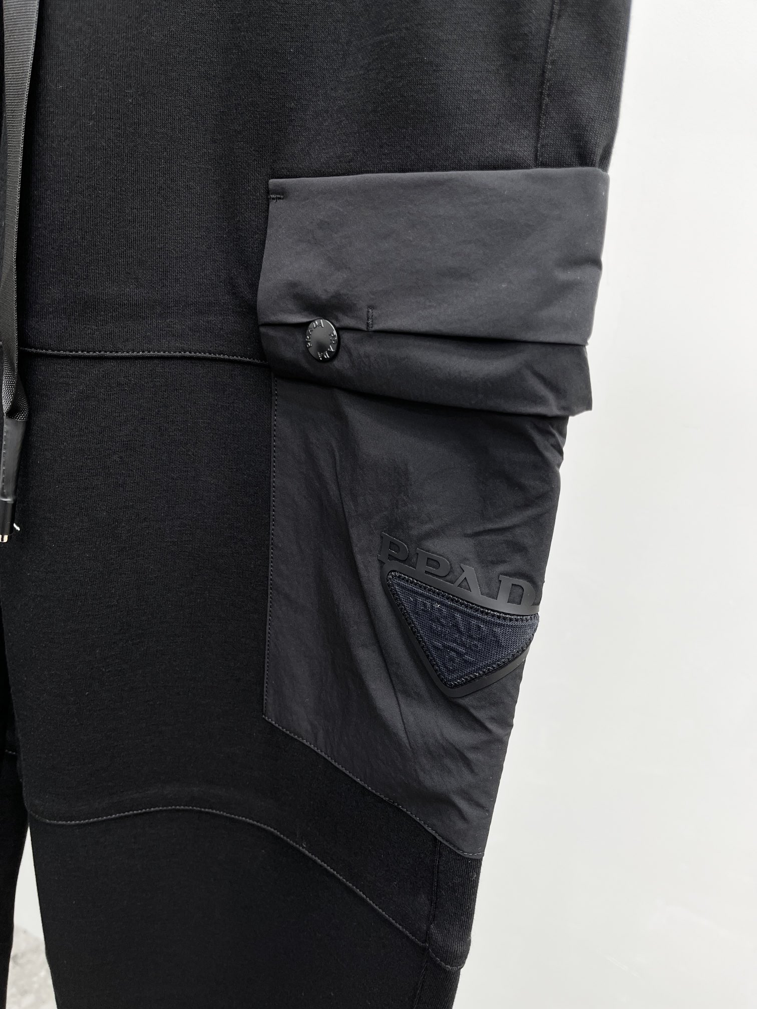 Prada Basic Clothing M-xl