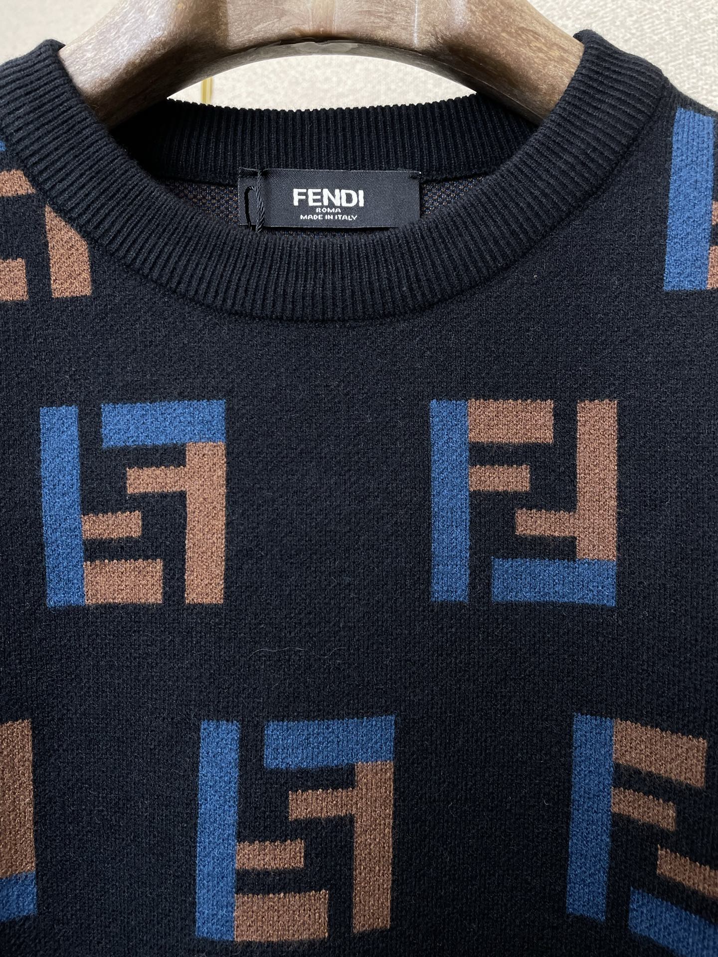 Fendi Male Basic Clothing S-xl