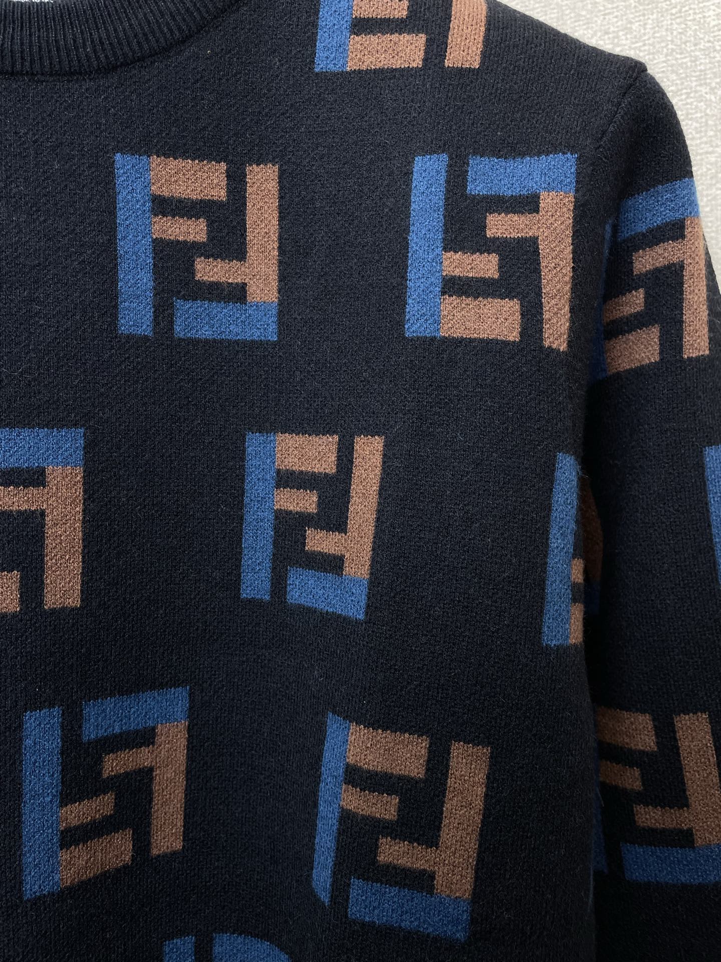 Fendi Male Basic Clothing S-xl