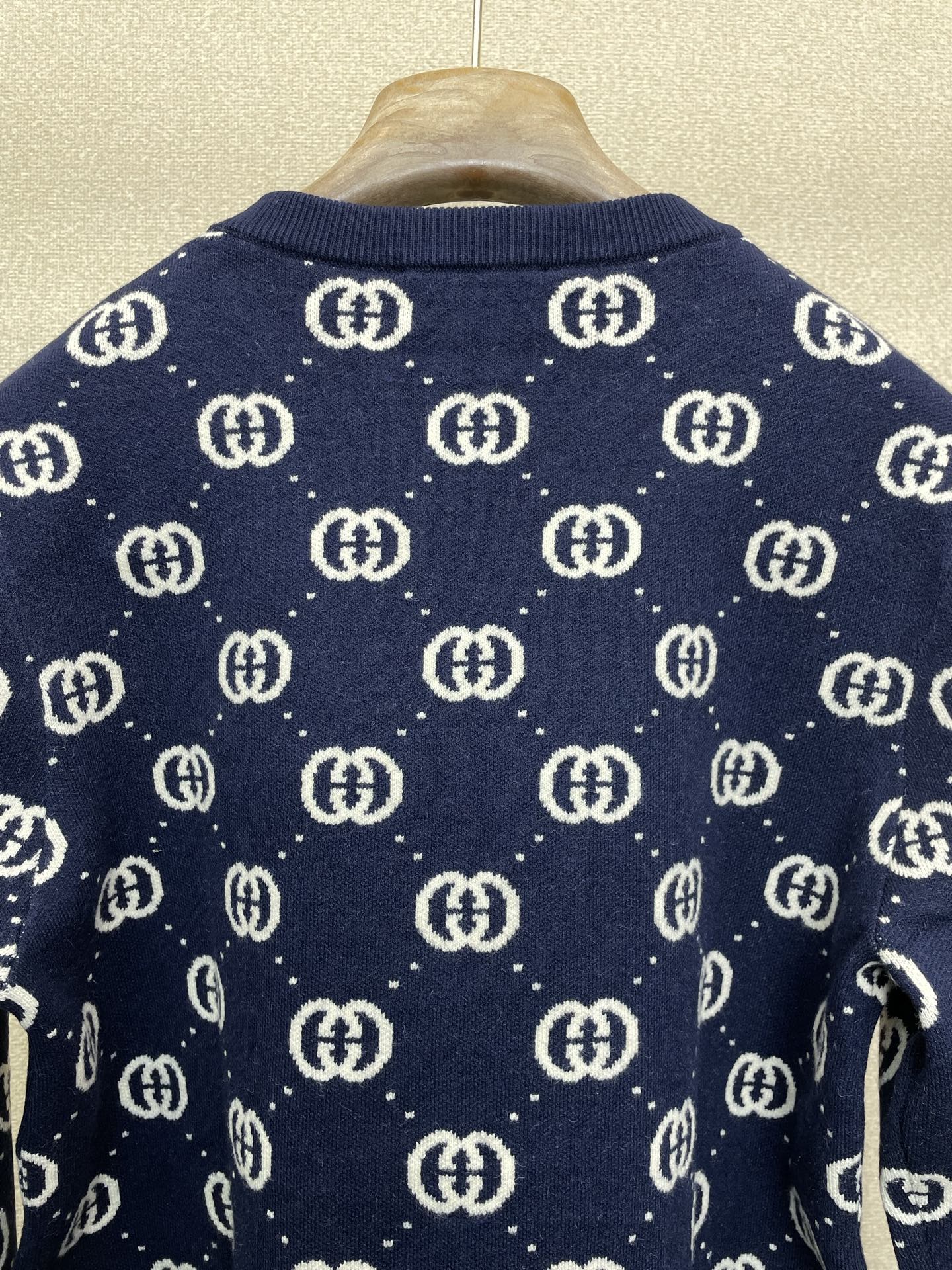 Gucci Male Basic Clothing S-xl